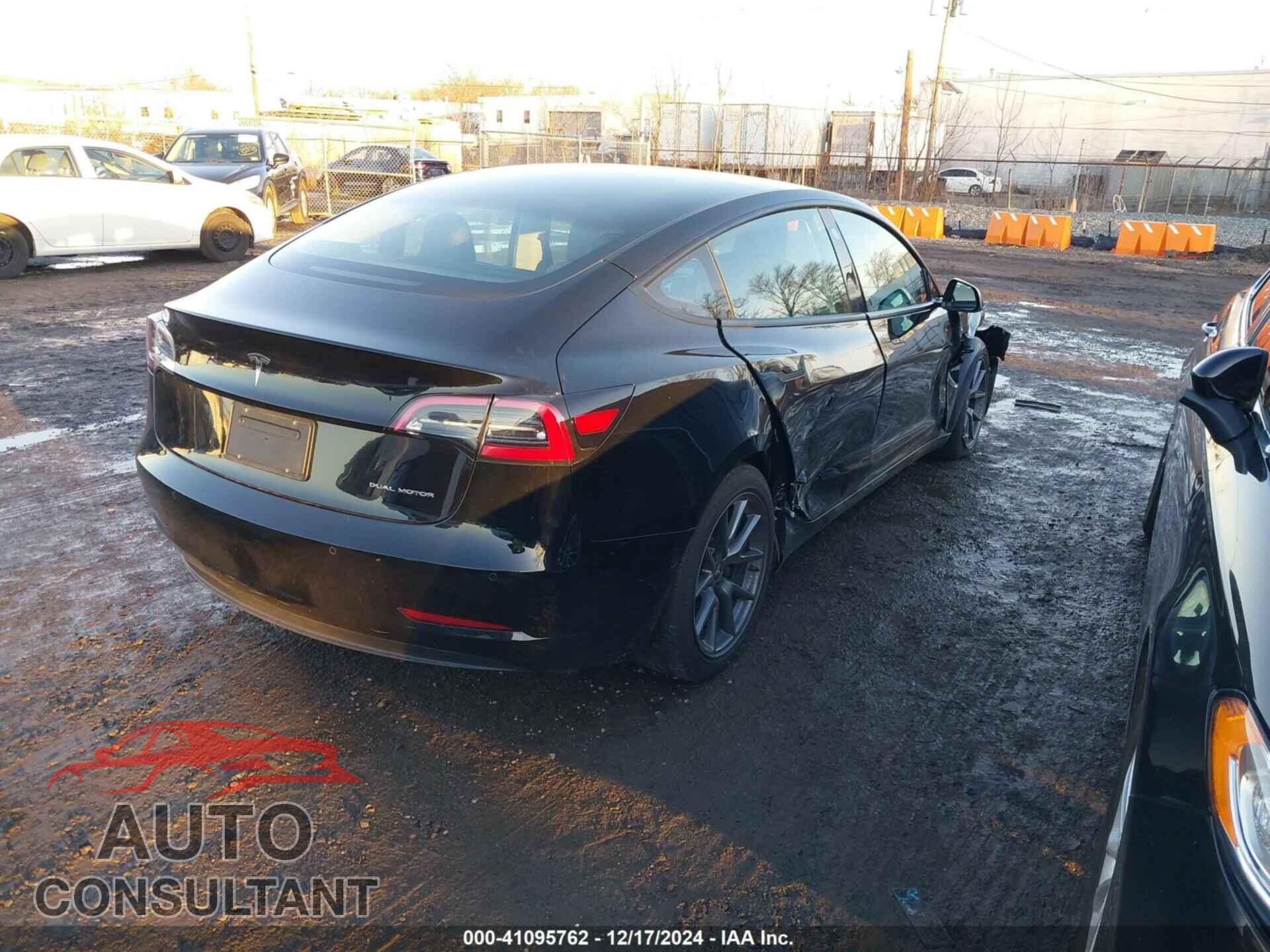 TESLA MODEL 3 2021 - 5YJ3E1EB4MF044881