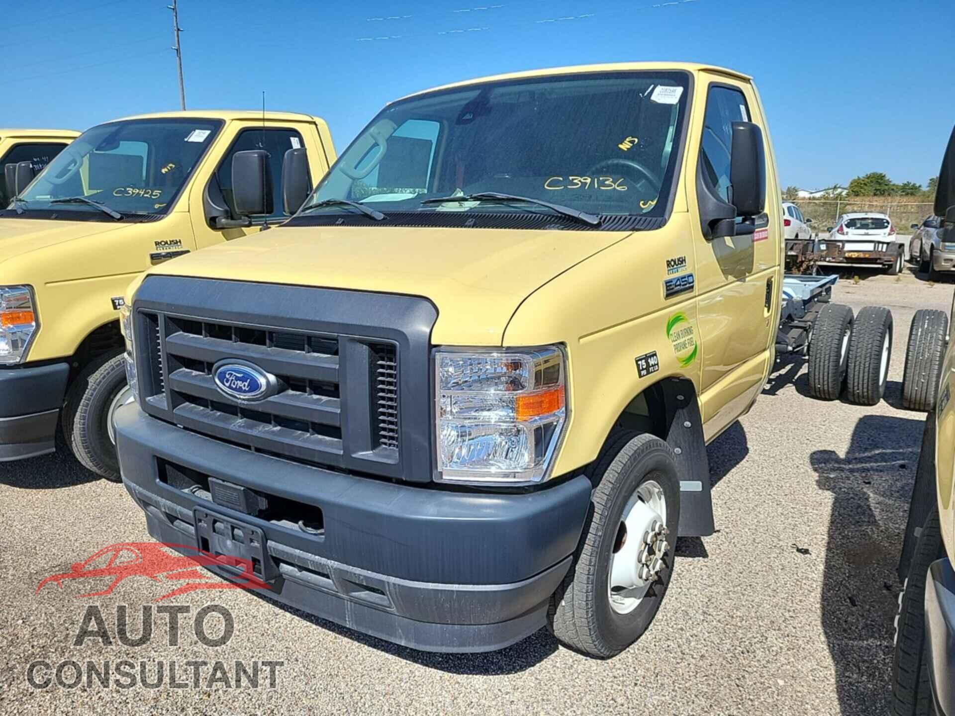FORD ECONOLINE 2022 - 1FDXE4FN4NDC39136