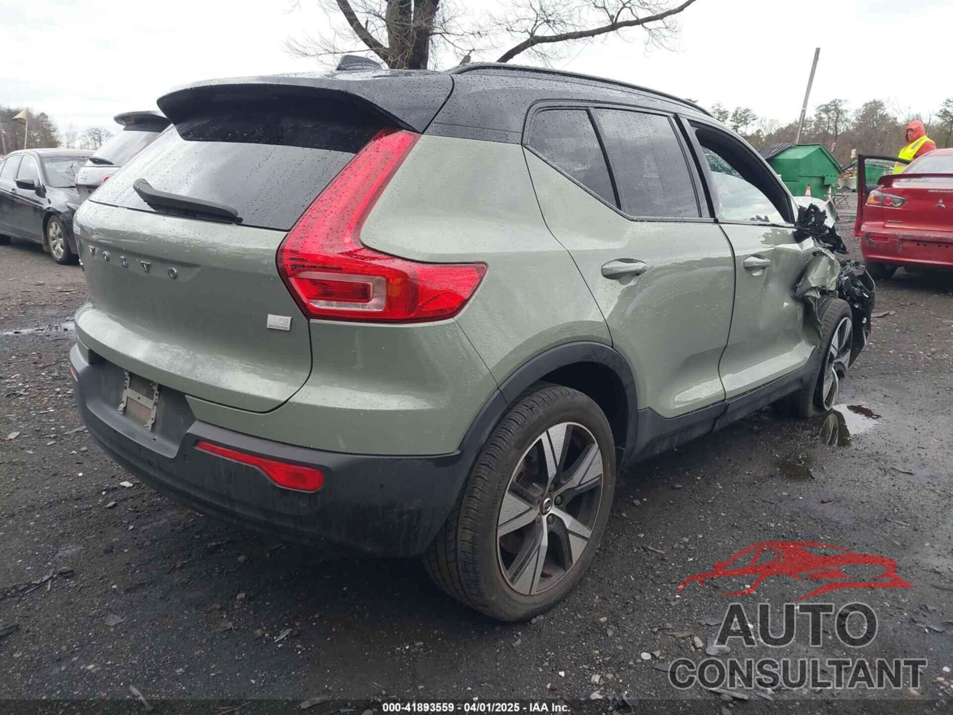 VOLVO XC40 RECHARGE PURE ELECTRIC 2021 - YV4ED3UR4M2525316