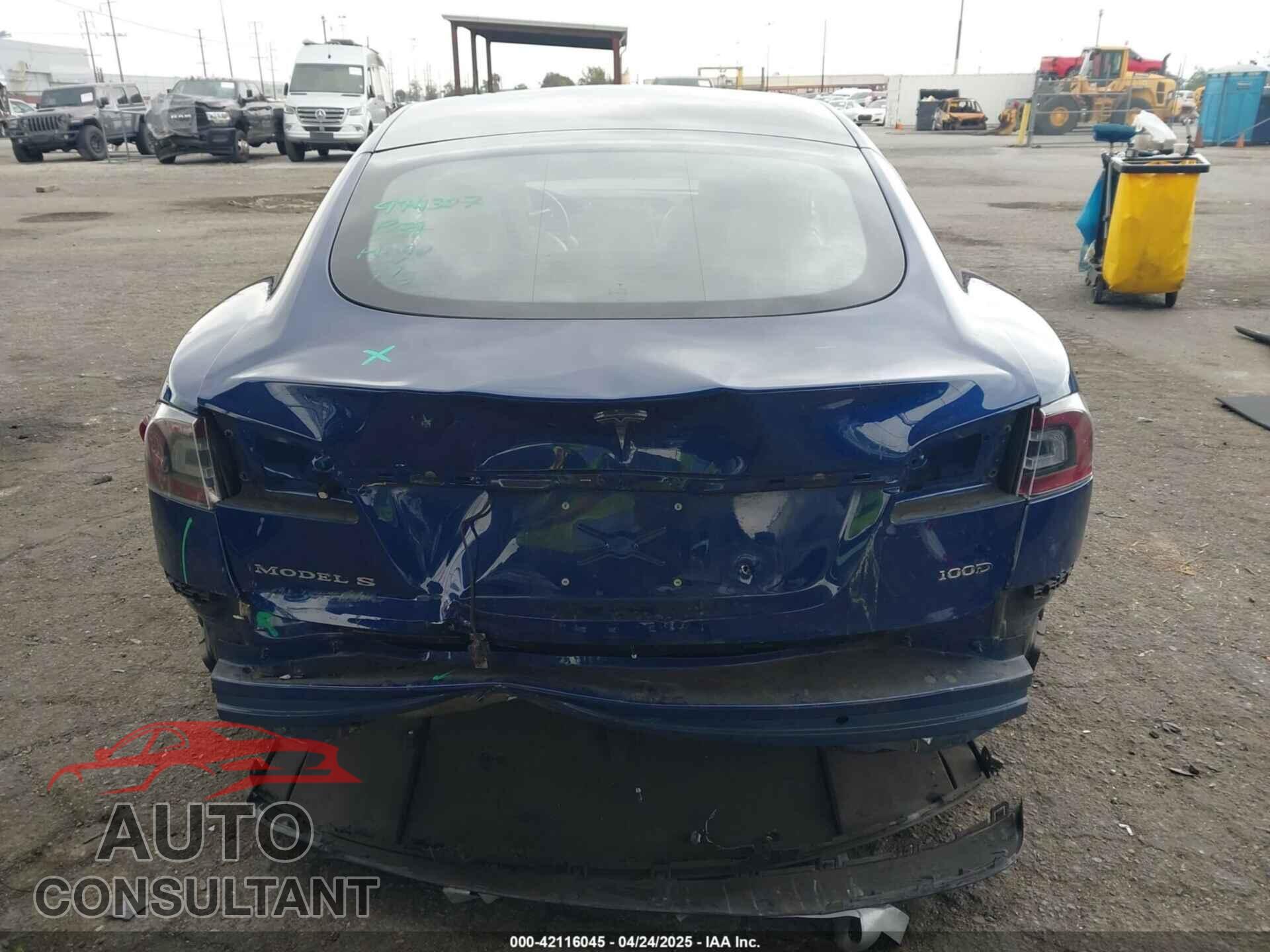 TESLA MODEL S 2017 - 5YJSA1E21HF205507