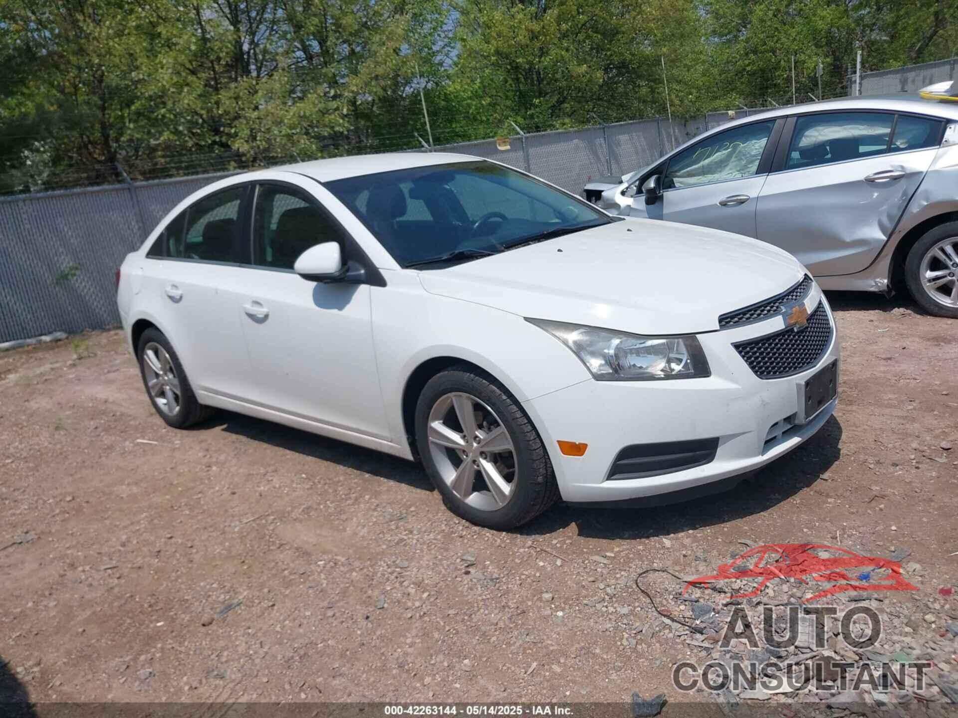 CHEVROLET CRUZE 2014 - 1G1PE5SB4E7363114