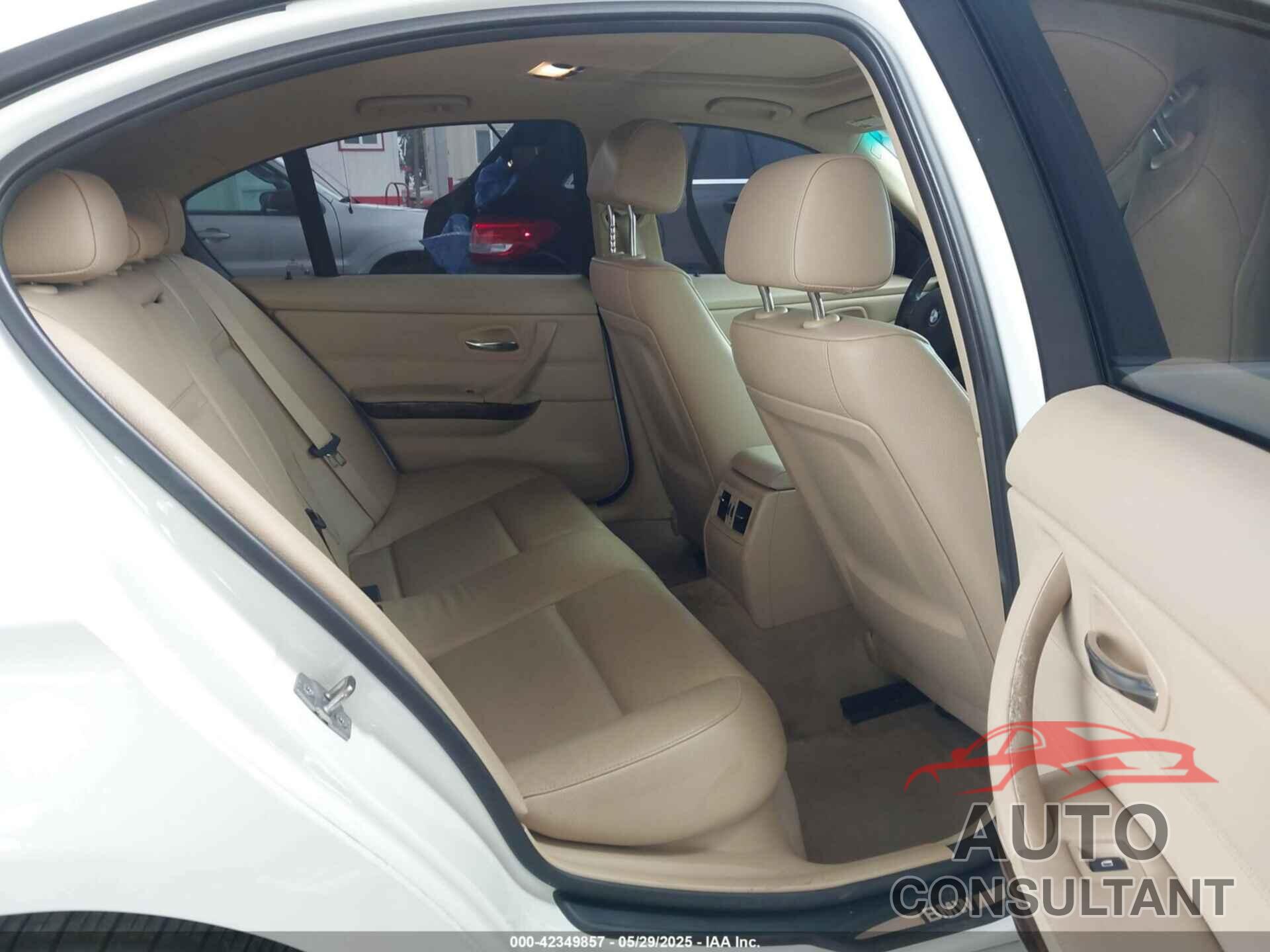 BMW 328I 2011 - WBAPK7C56BA972057