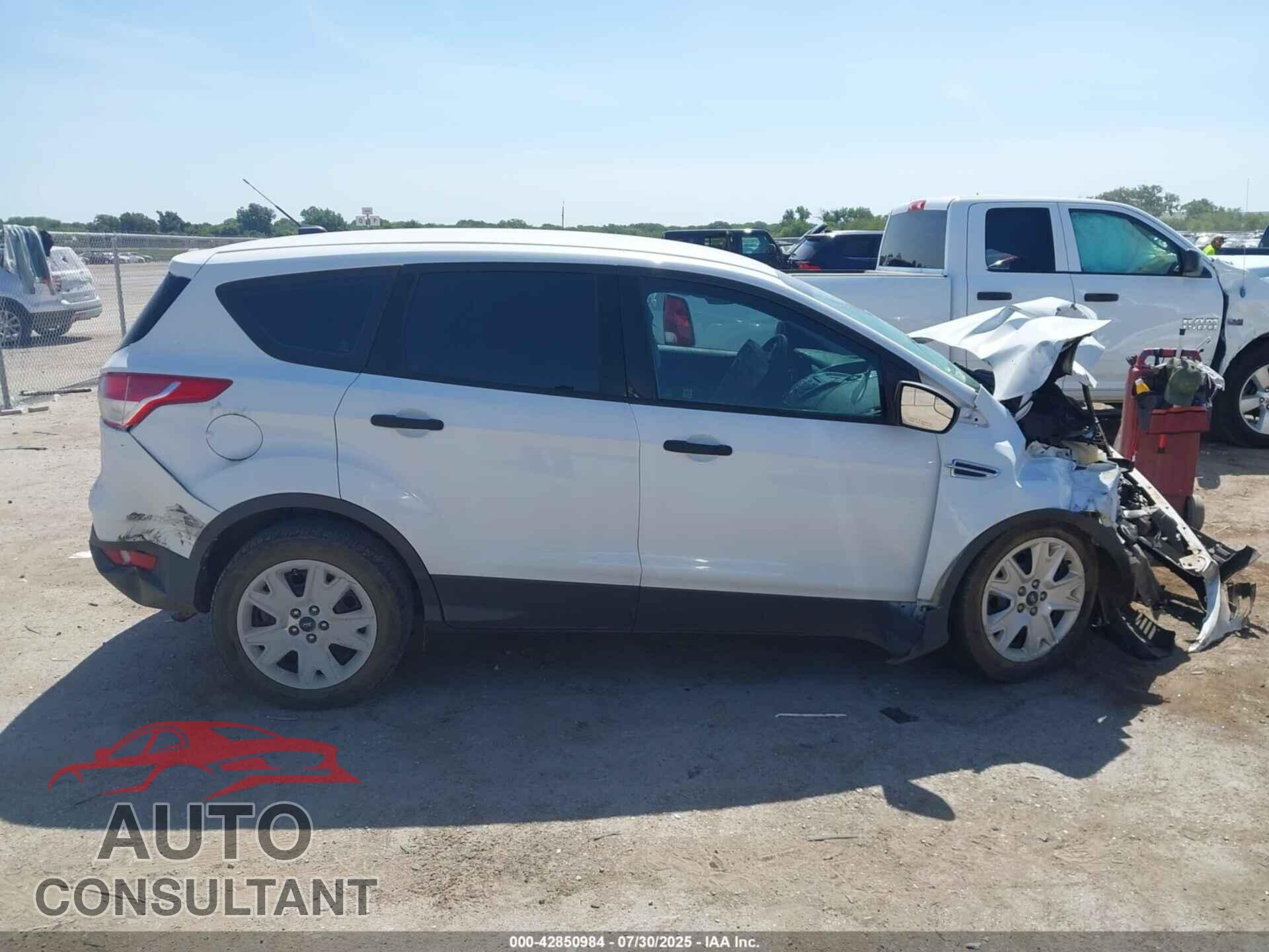 FORD ESCAPE 2014 - 1FMCU0F72EUB44635