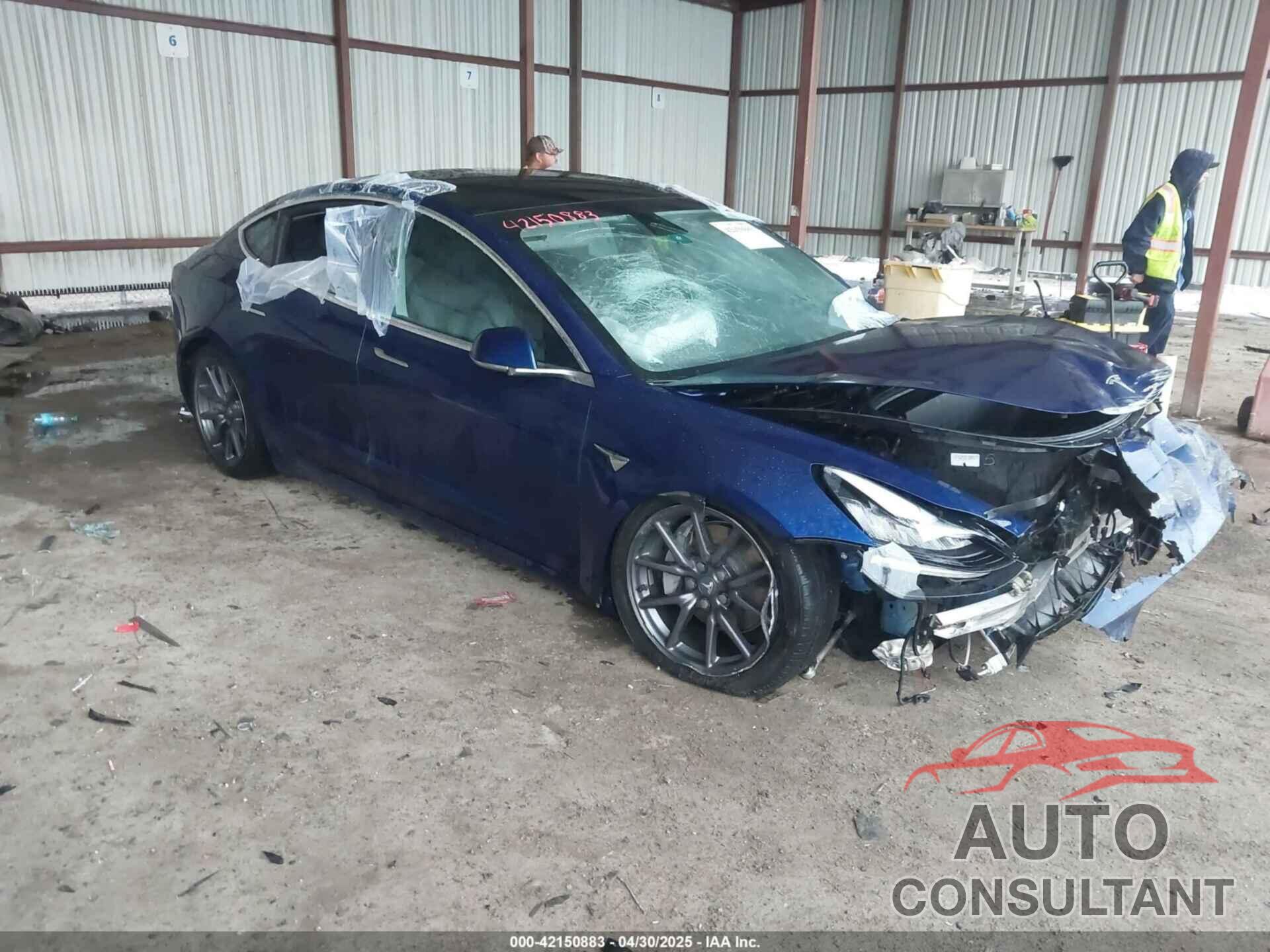 TESLA MODEL 3 2019 - 5YJ3E1EB4KF497637