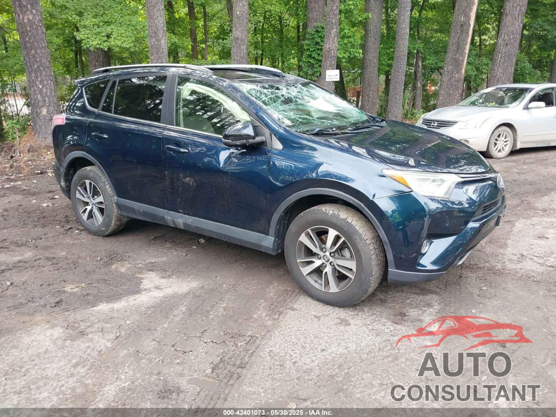 TOYOTA RAV4 2017 - JTMWFREV4HJ128720