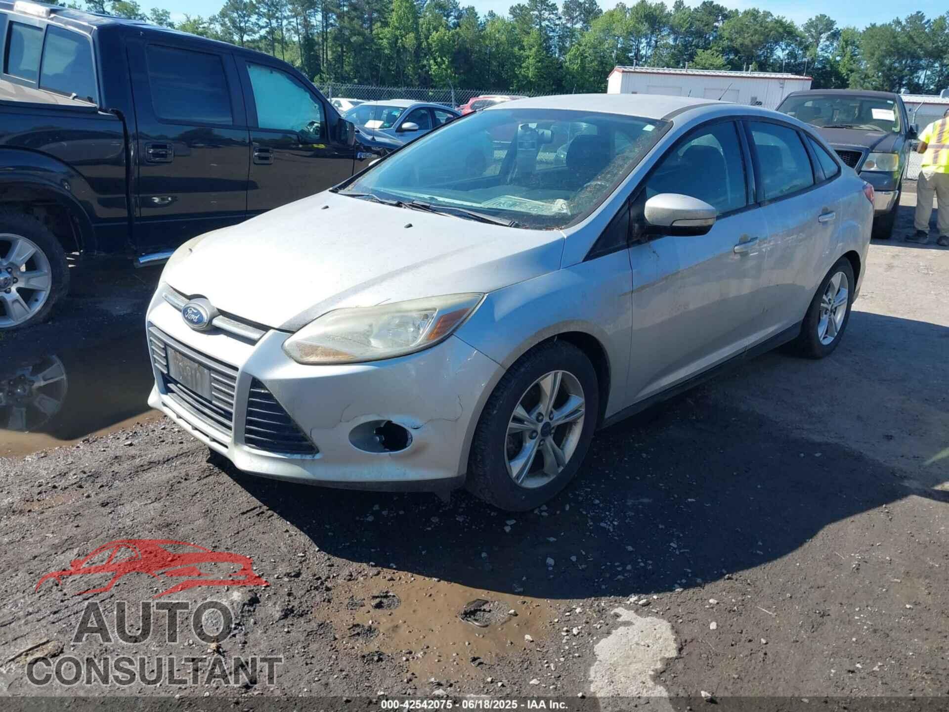 FORD FOCUS 2014 - 1FADP3F21EL258188
