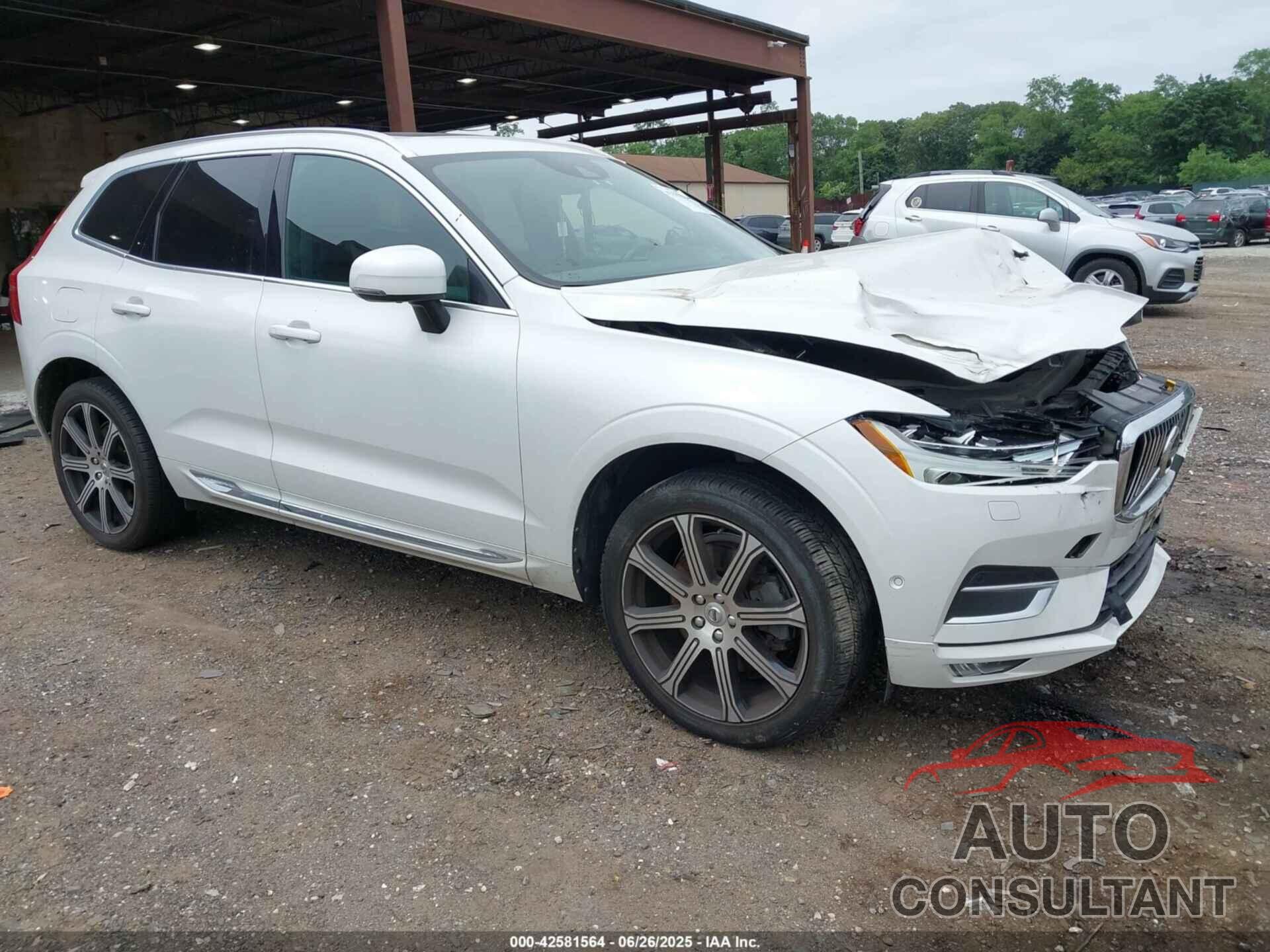 VOLVO XC60 2018 - YV4A22RL9J1048869