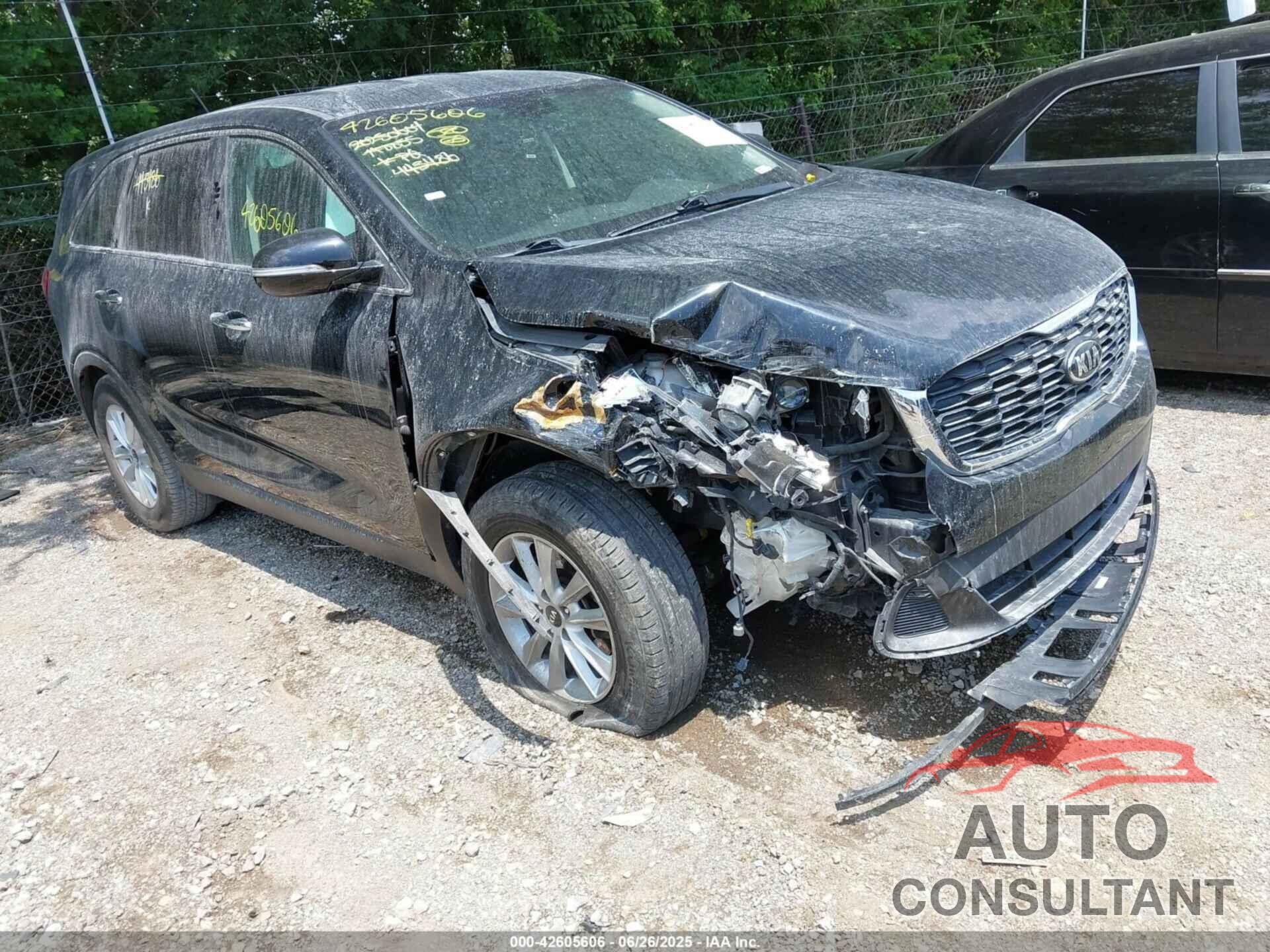 KIA SORENTO 2019 - 5XYPG4A38KG443486