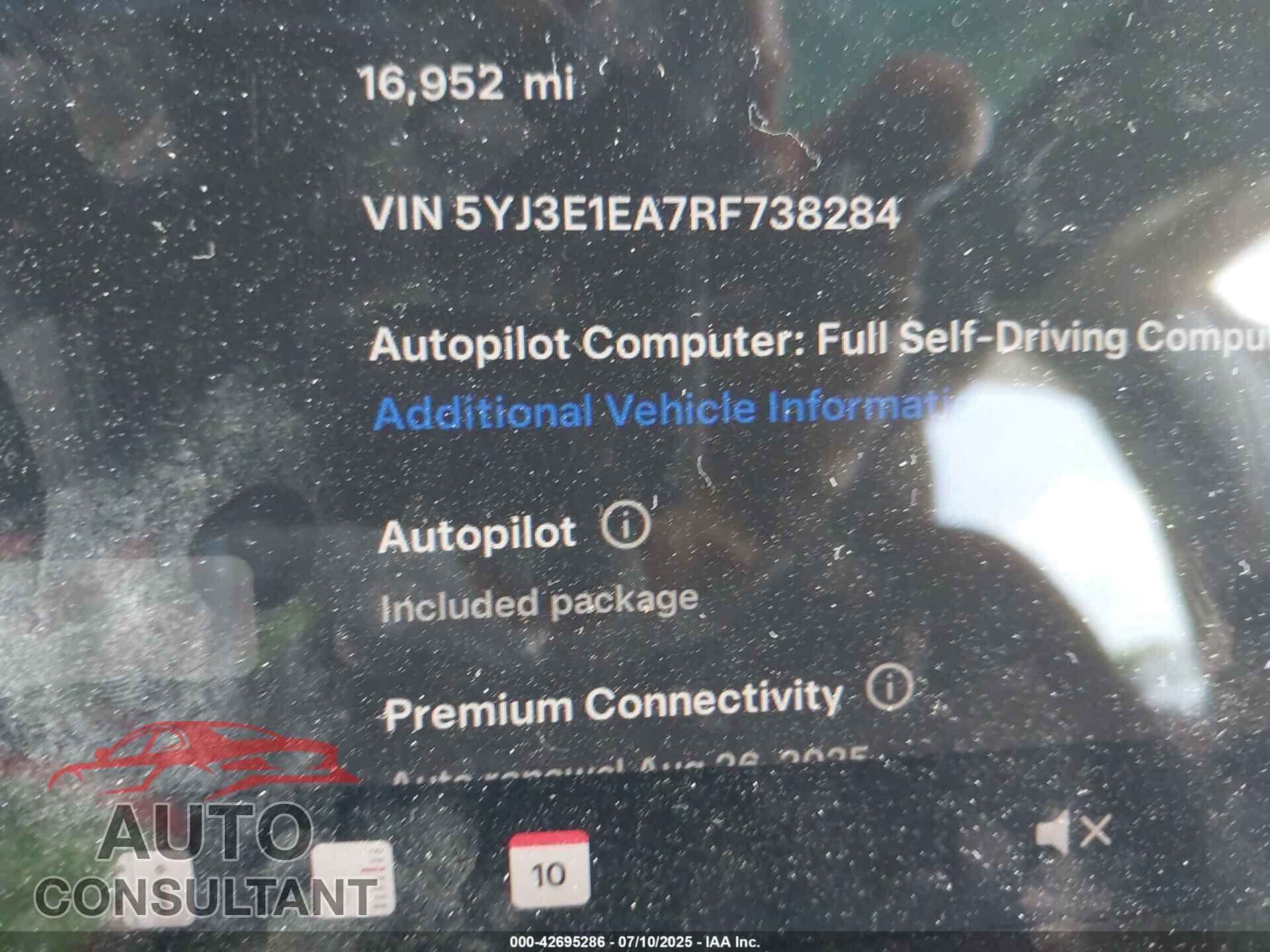 TESLA MODEL 3 2024 - 5YJ3E1EA7RF738284