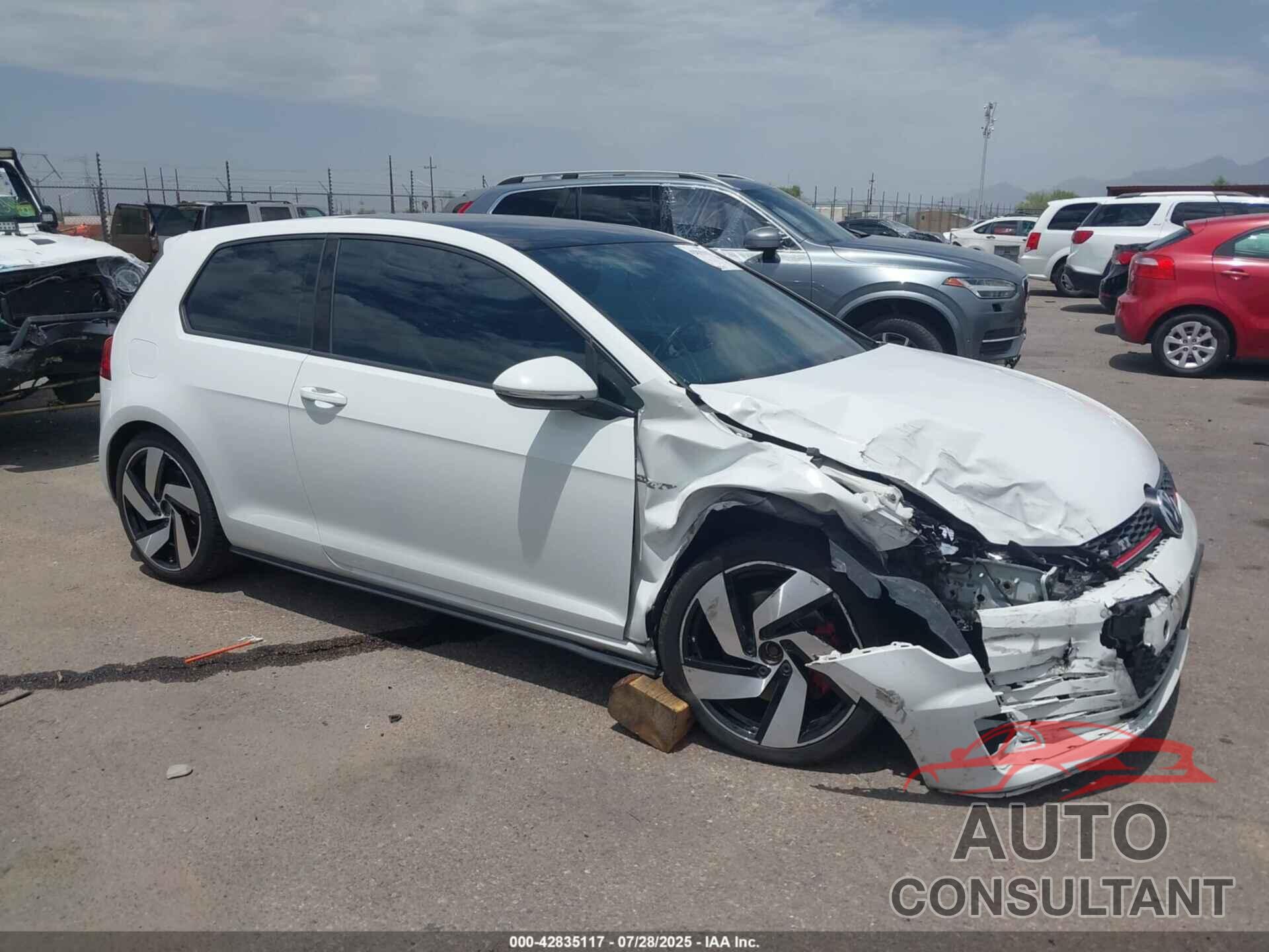 VOLKSWAGEN GOLF GTI 2015 - 3VWTT7AUXFM048252