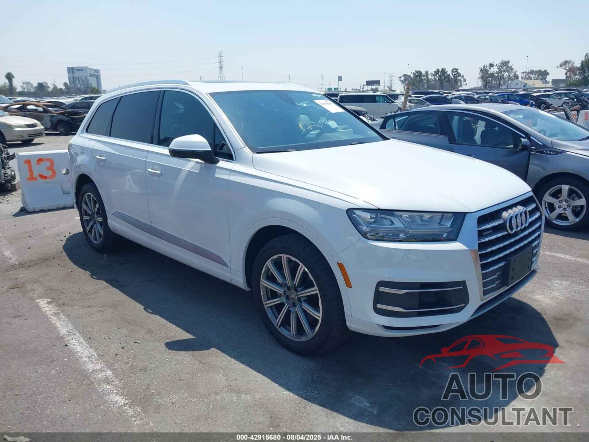 AUDI Q7 2018 - WA1LAAF71JD023070