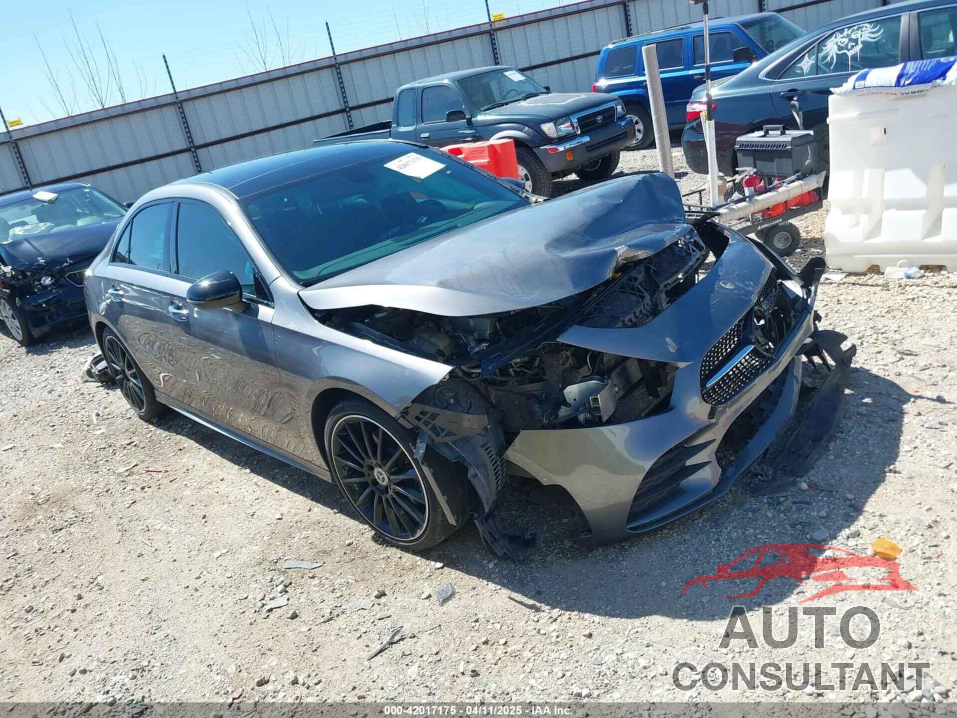 MERCEDES-BENZ A 220 2021 - W1K3G4FB9MJ305107