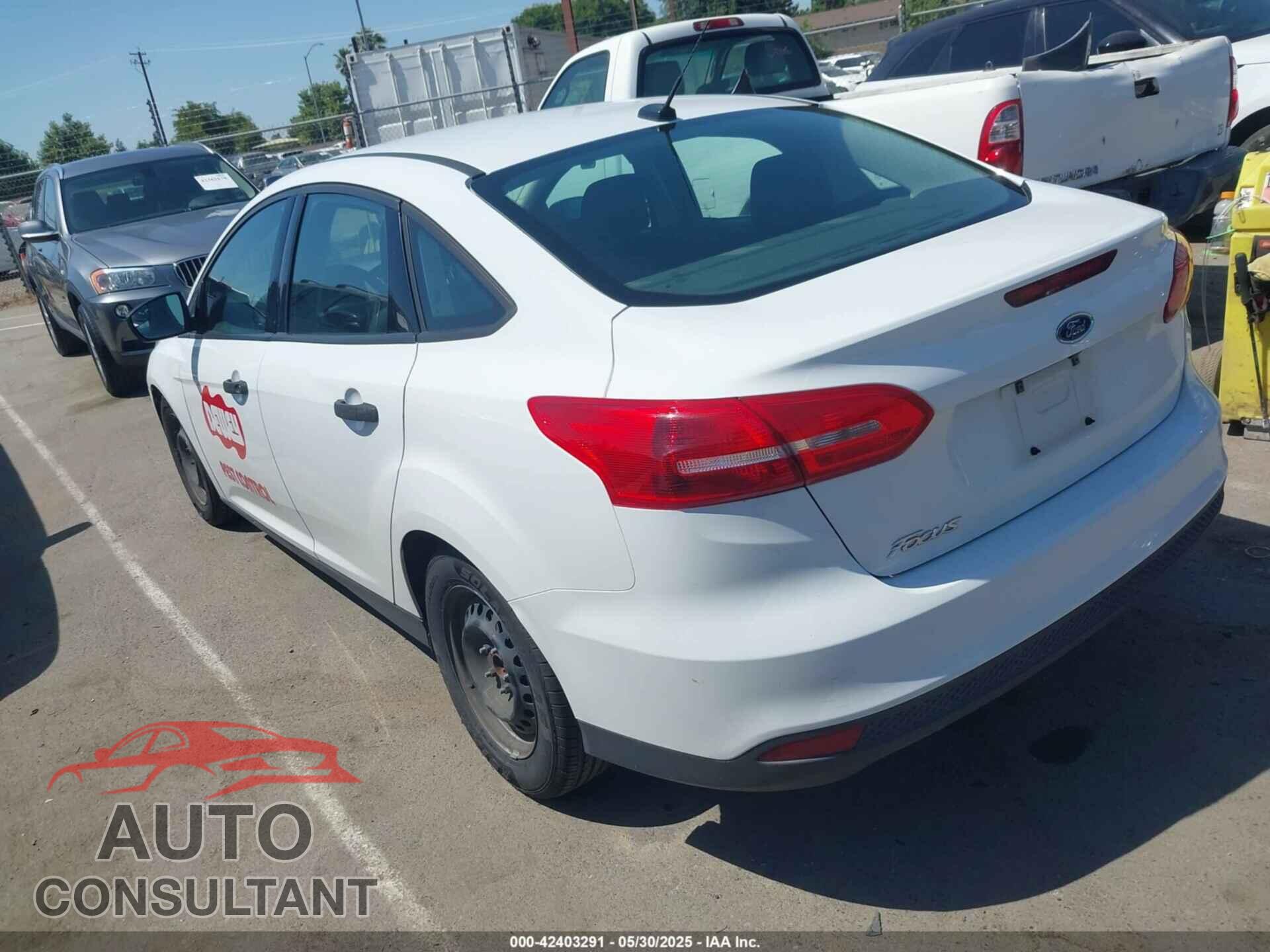 FORD FOCUS 2016 - 1FADP3E27GL270902