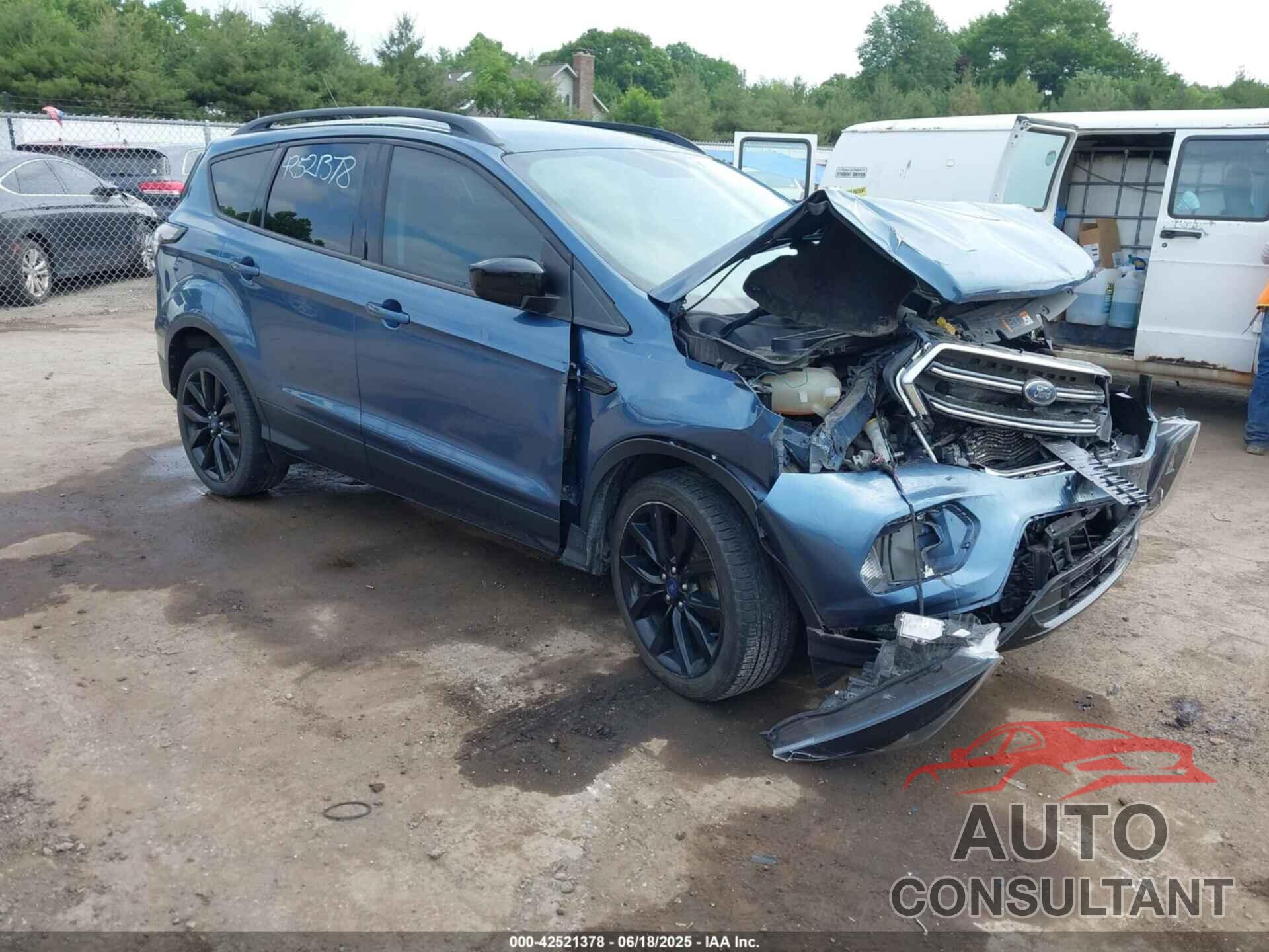 FORD ESCAPE 2018 - 1FMCU0GD2JUB65161