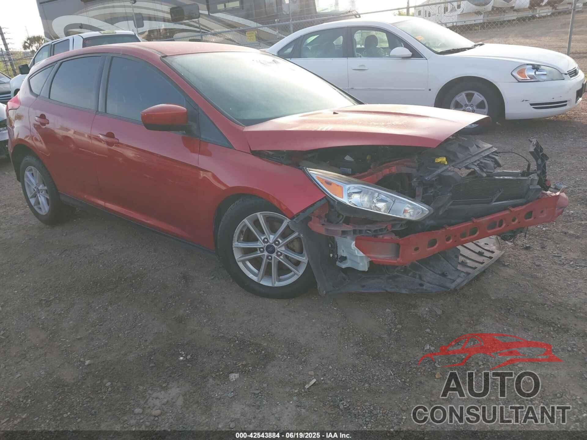 FORD FOCUS 2018 - 1FADP3K2XJL312023