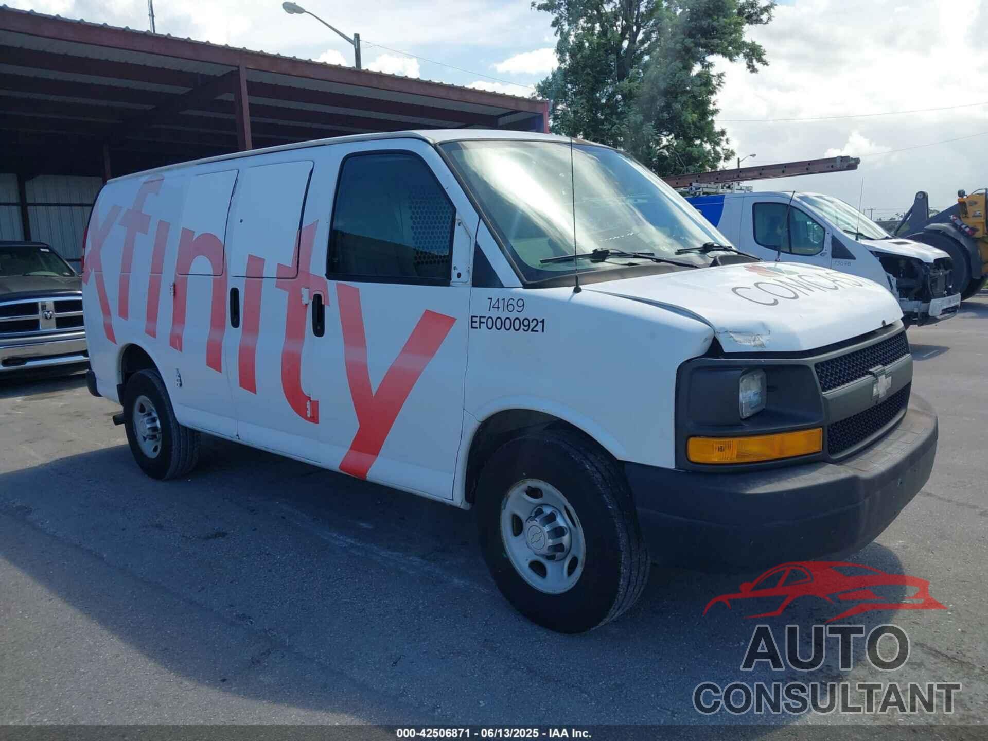 CHEVROLET EXPRESS 2500 2010 - 1GCZGFBA5A1112560