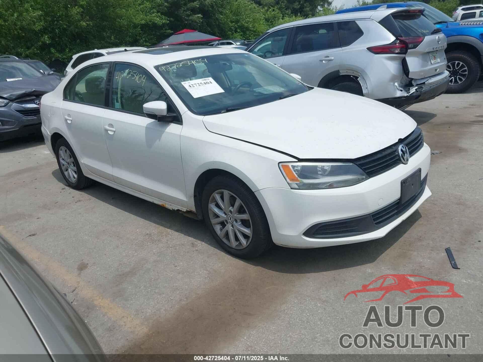 VOLKSWAGEN JETTA 2011 - 3VWDX7AJXBM348012