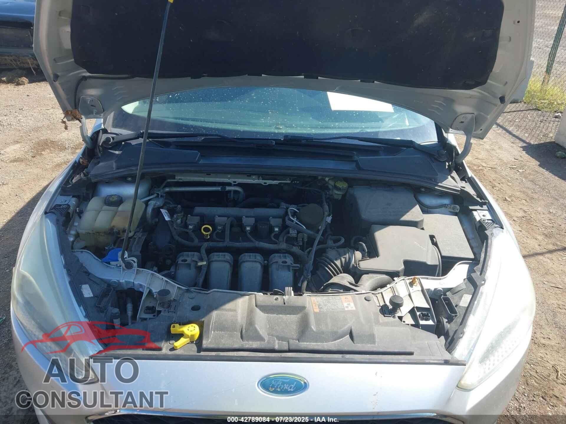 FORD FOCUS 2015 - 1FADP3F25FL317440