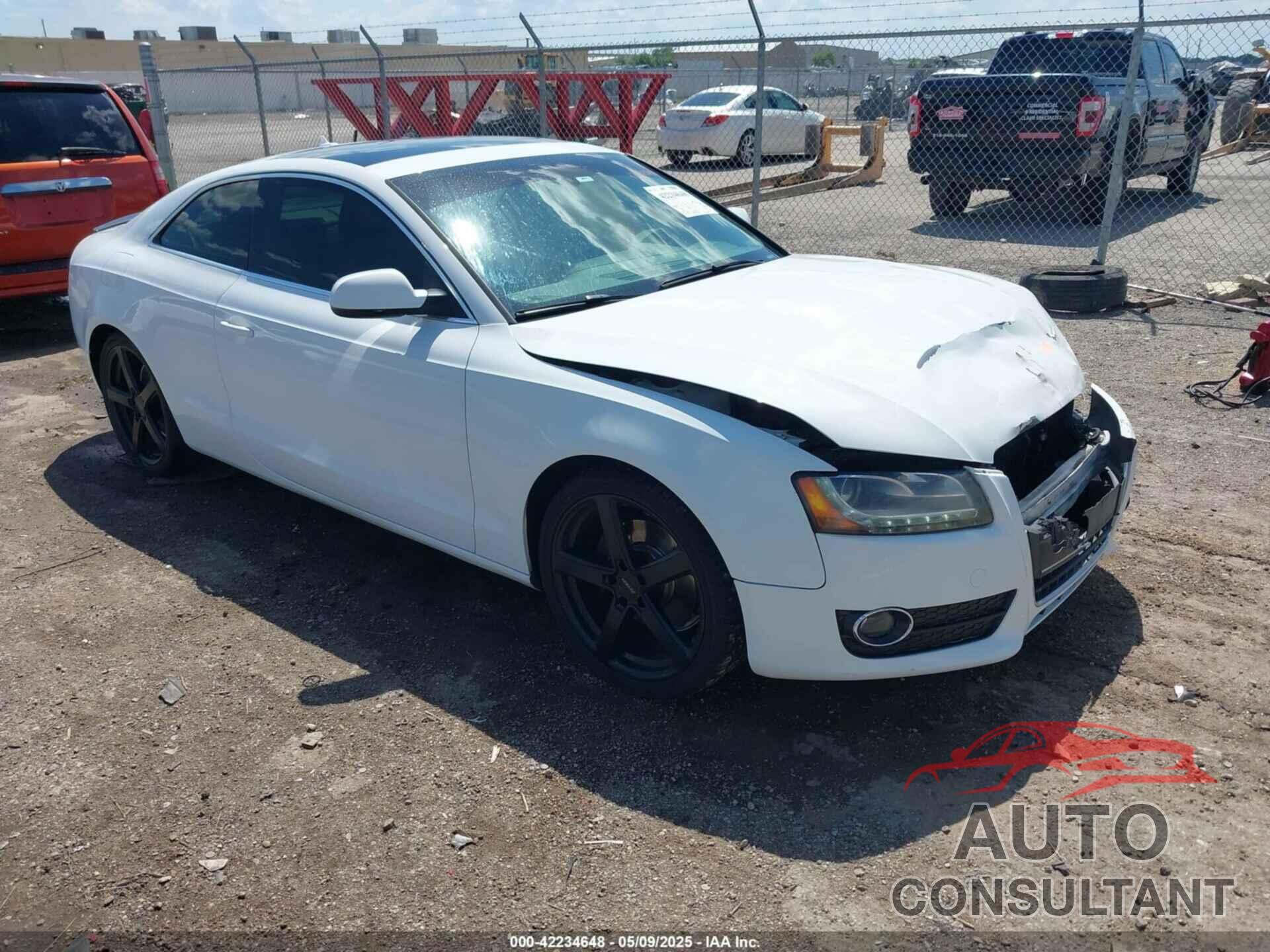 AUDI A5 2010 - WAUVFAFR3AA008120