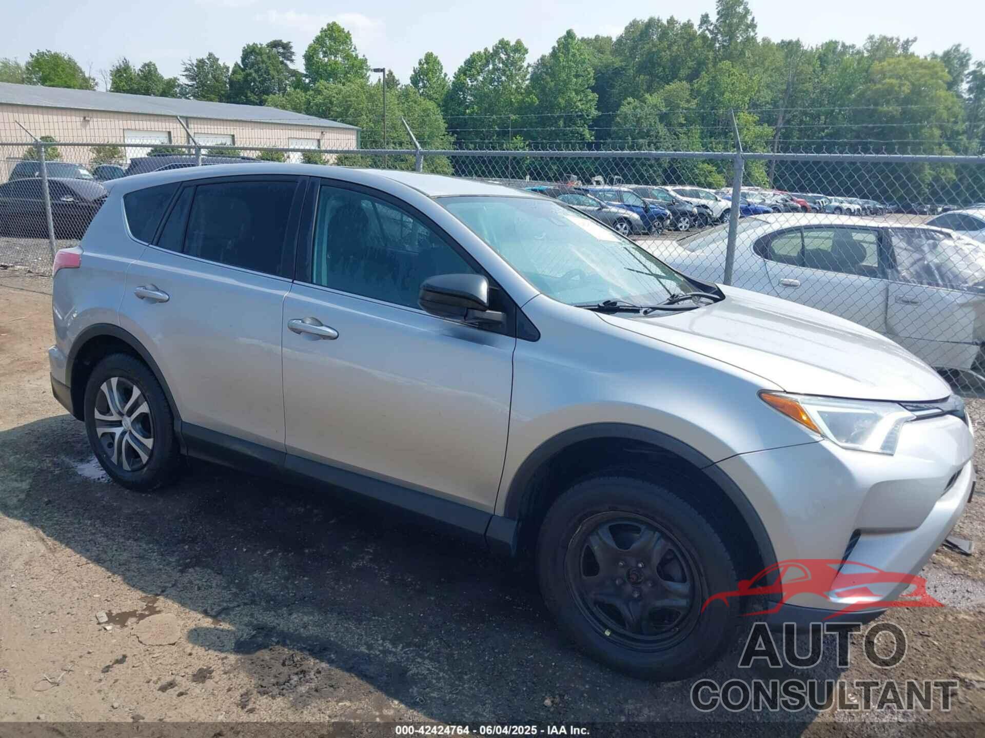TOYOTA RAV4 2018 - 2T3BFREV9JW854823