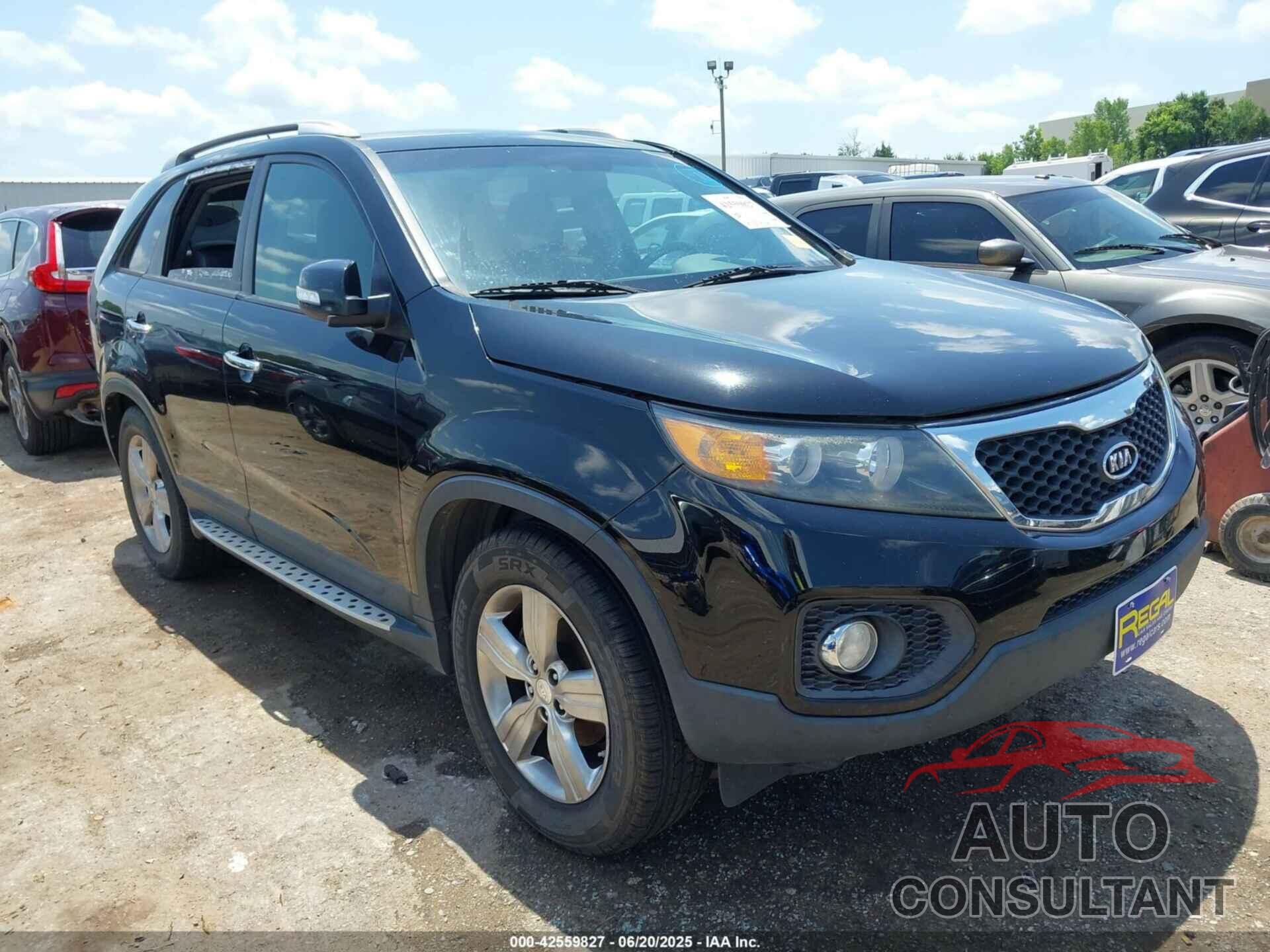 KIA SORENTO 2013 - 5XYKU4A61DG326980