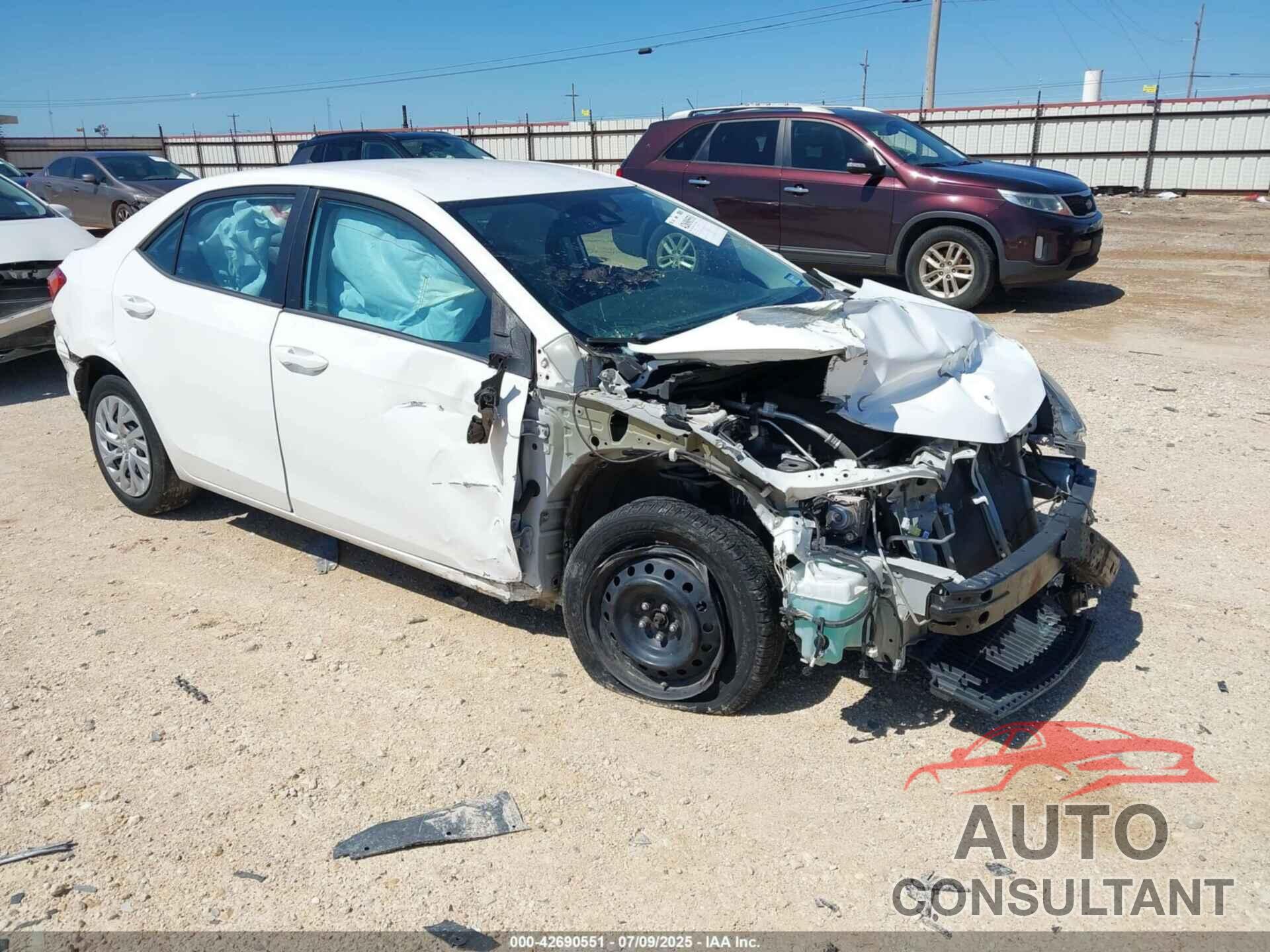TOYOTA COROLLA 2017 - 5YFBURHE7HP577935