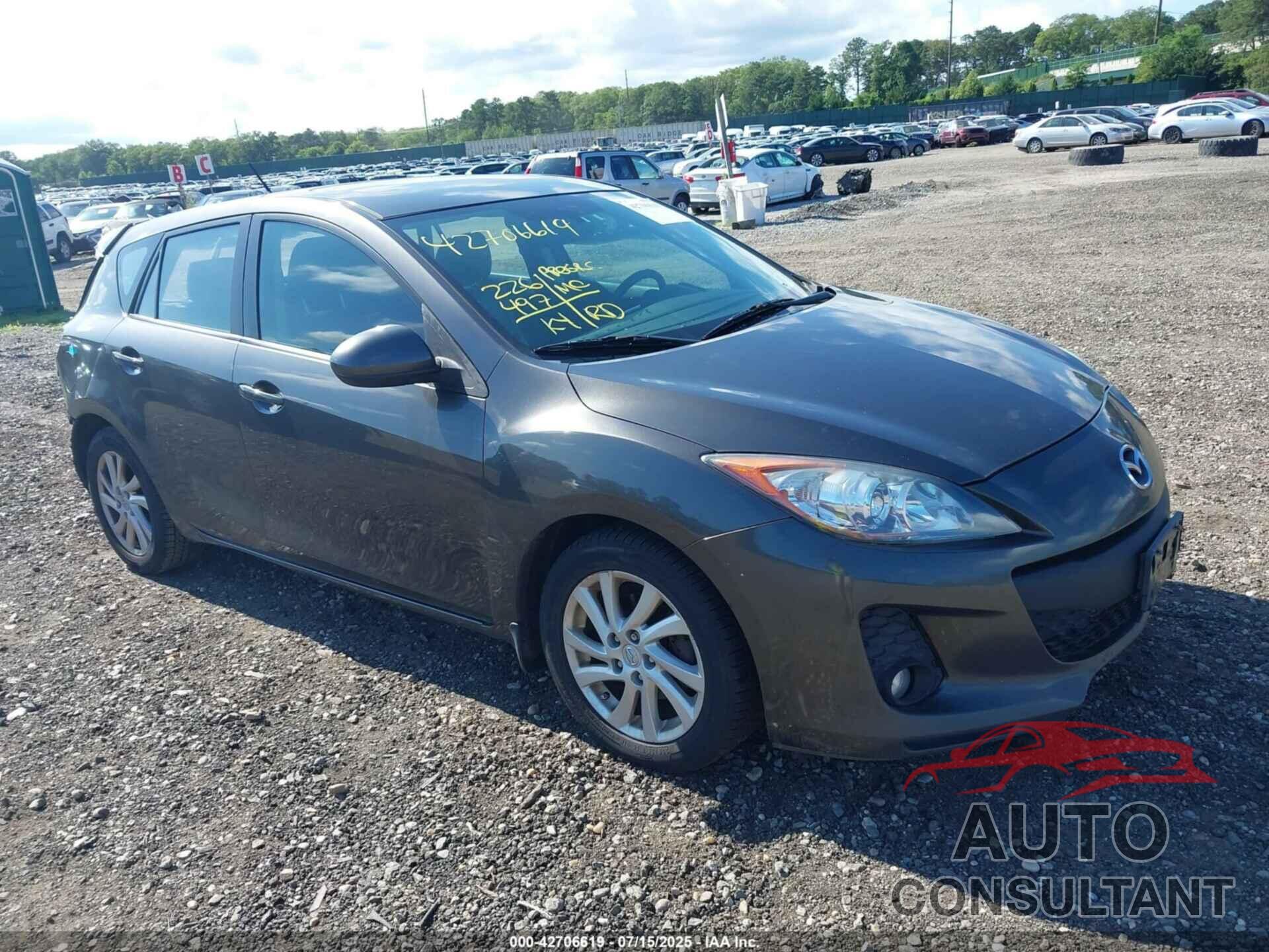 MAZDA MAZDA3 2012 - JM1BL1M88C1613701
