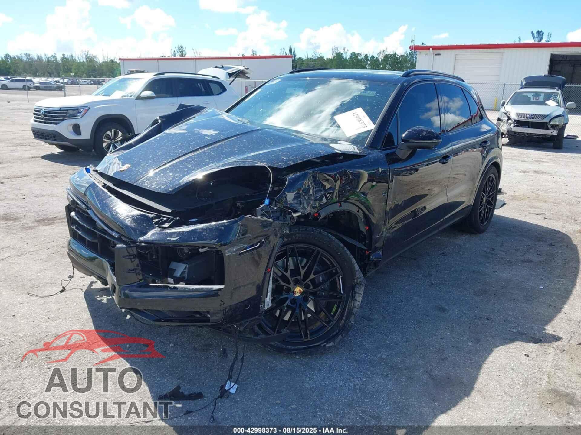 PORSCHE CAYENNE 2024 - WP1AA2AY3RDA12505