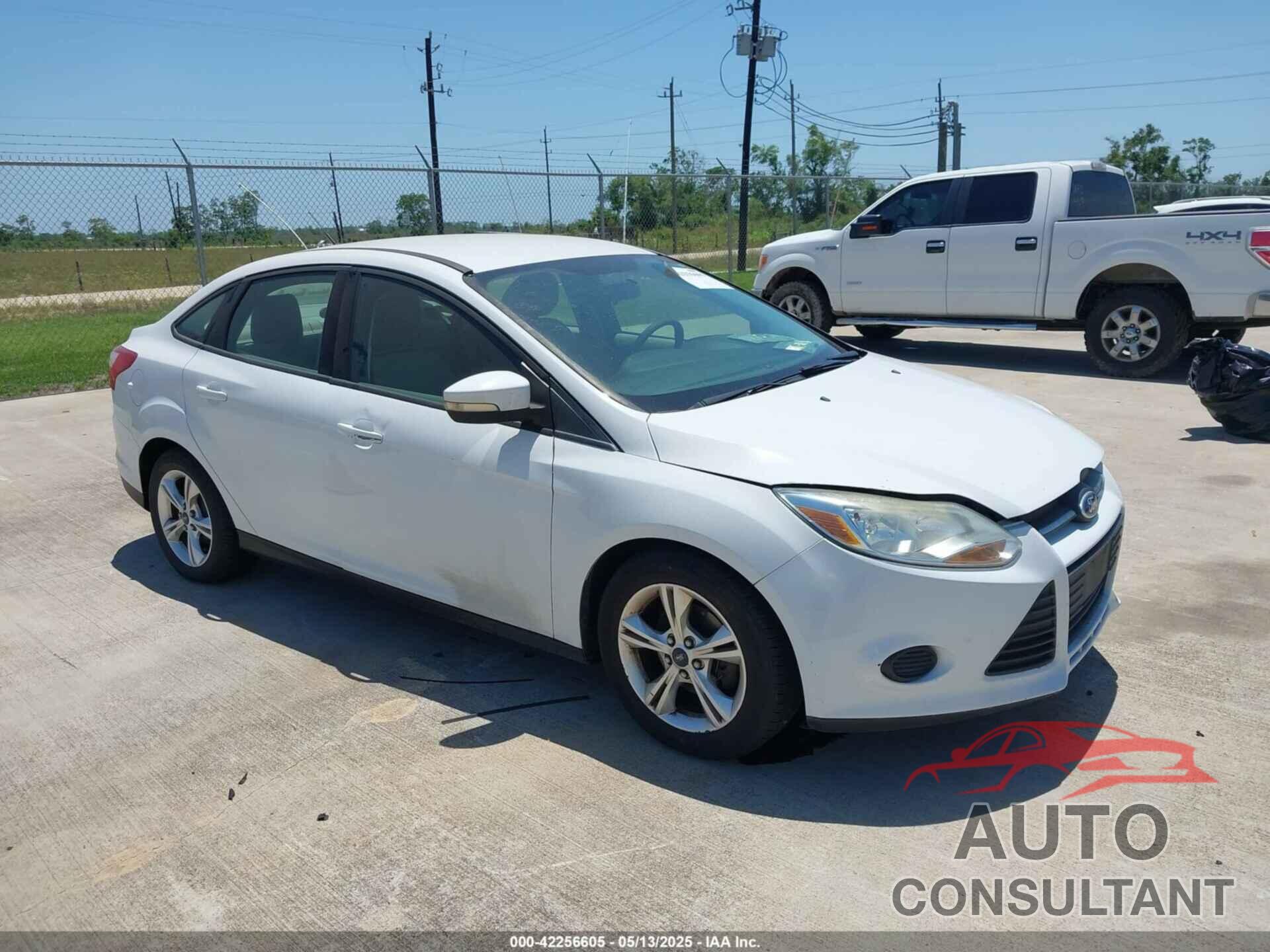FORD FOCUS 2013 - 1FADP3F2XDL251450