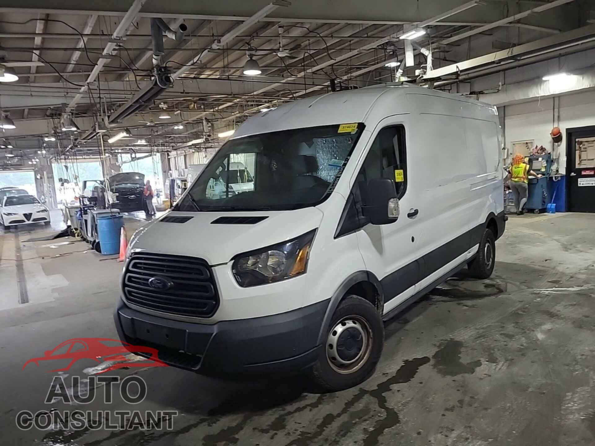 FORD TRANSIT 2018 - 1FTYR2CM2JKB06863