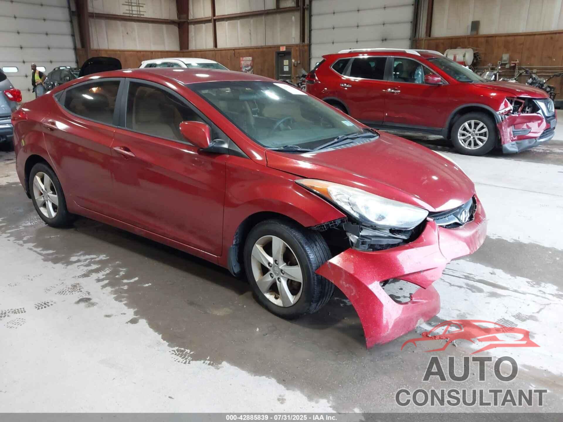 HYUNDAI ELANTRA 2013 - 5NPDH4AE2DH187567