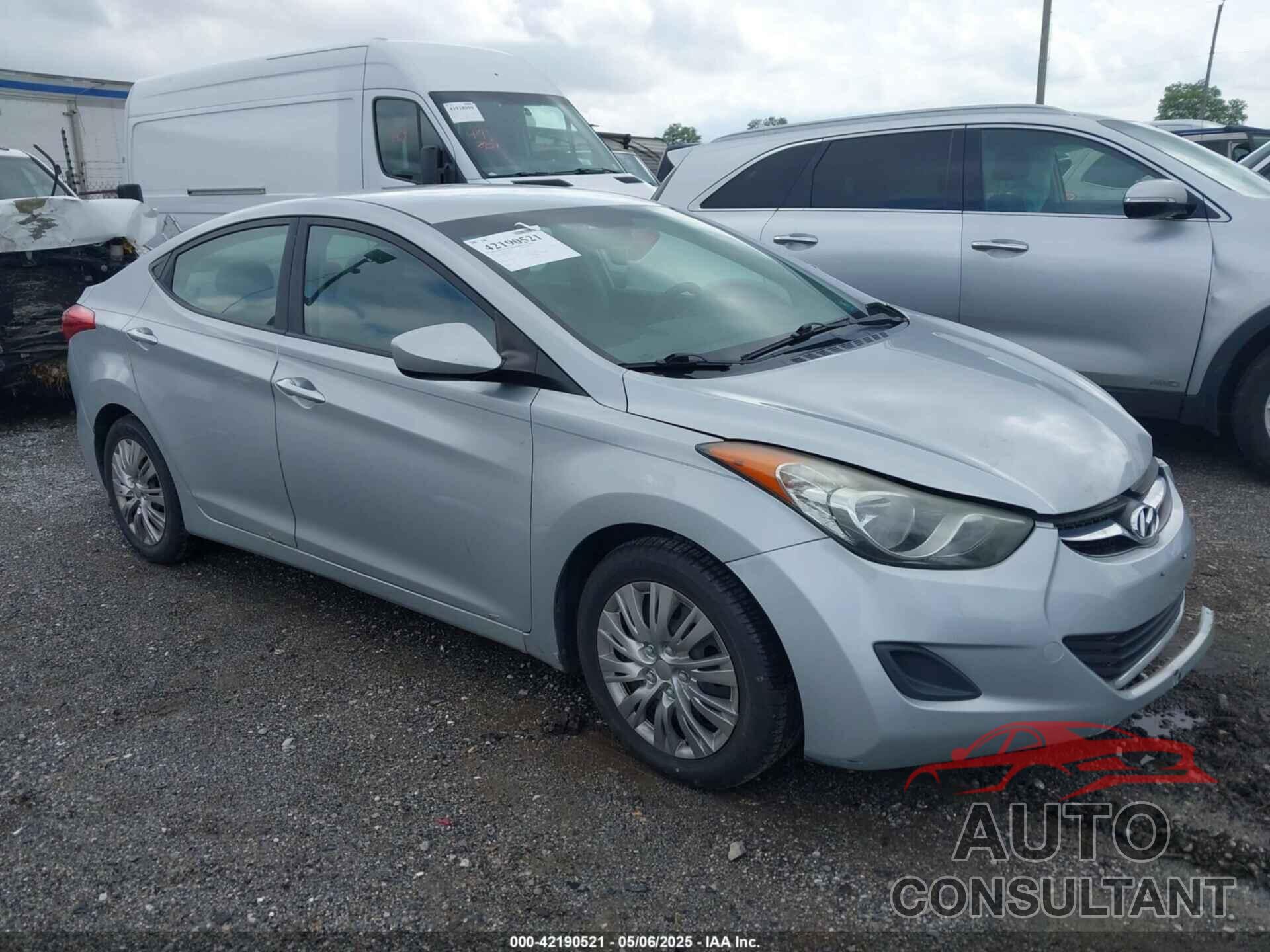HYUNDAI ELANTRA 2011 - 5NPDH4AE7BH026015