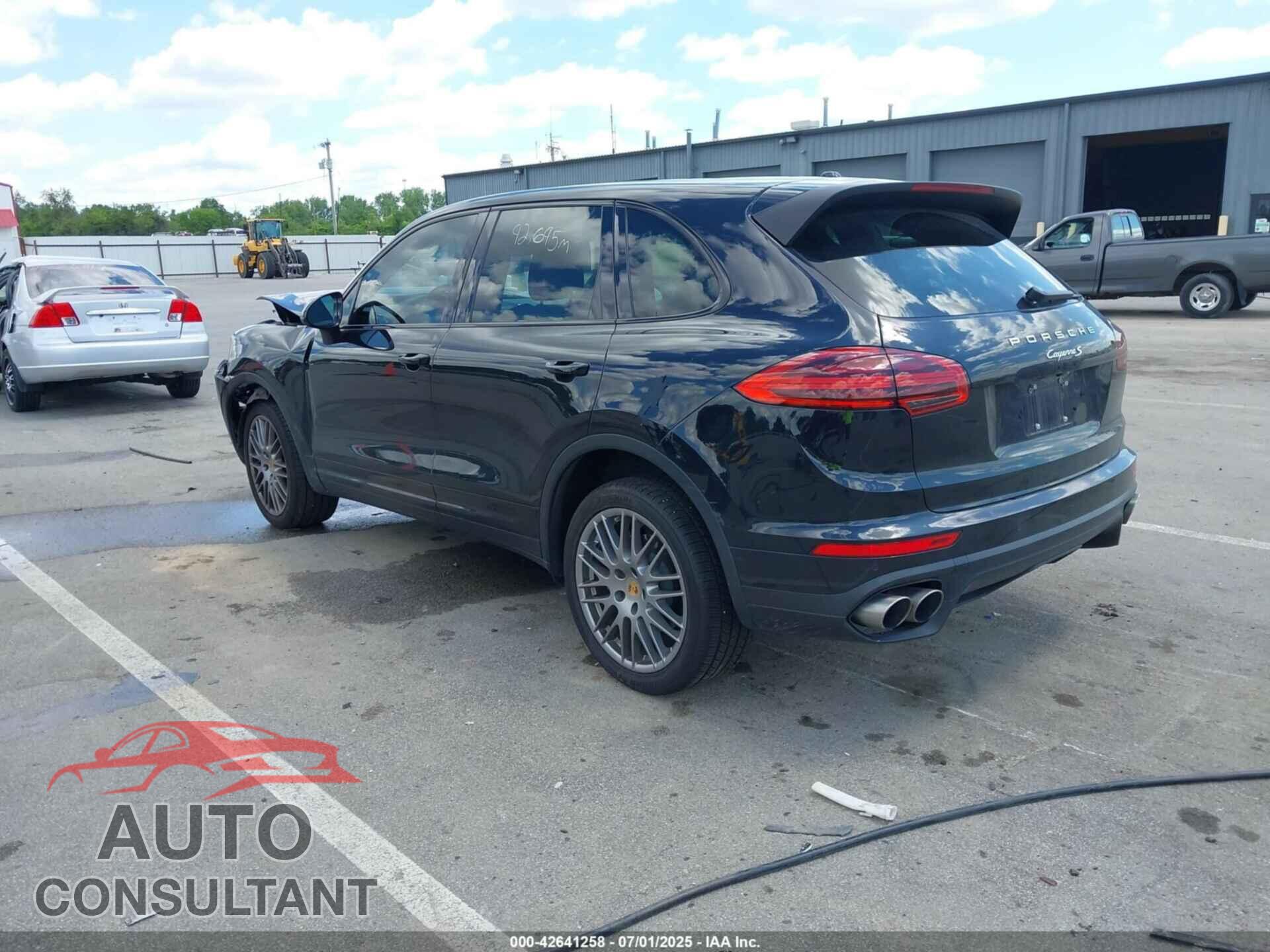 PORSCHE CAYENNE 2016 - WP1AB2A26GLA95813