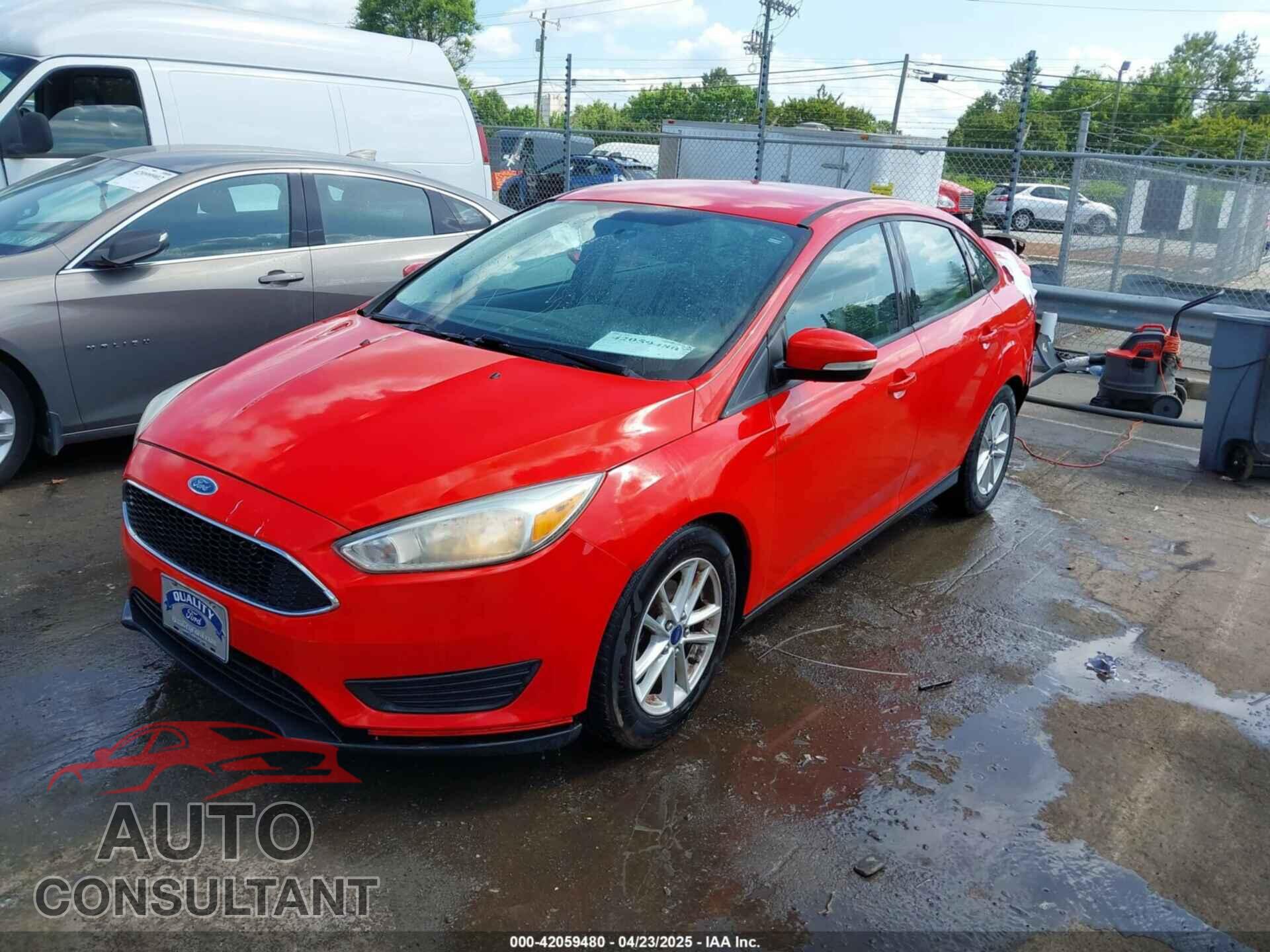 FORD FOCUS 2015 - 1FADP3F29FL283874