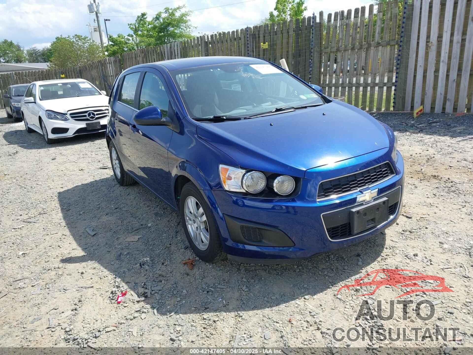 CHEVROLET SONIC 2013 - 1G1JC6SH0D4152014