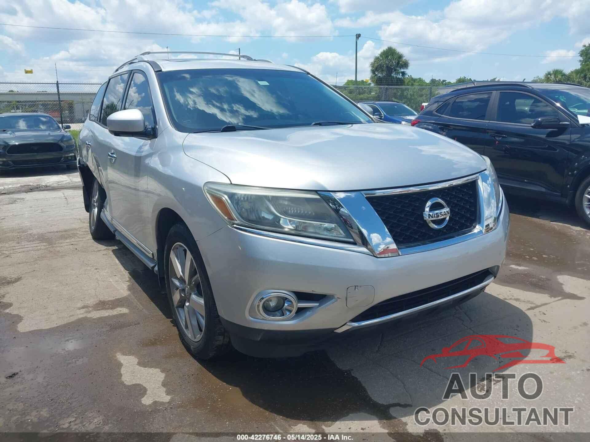 NISSAN PATHFINDER 2013 - 5N1AR2MN1DC667087