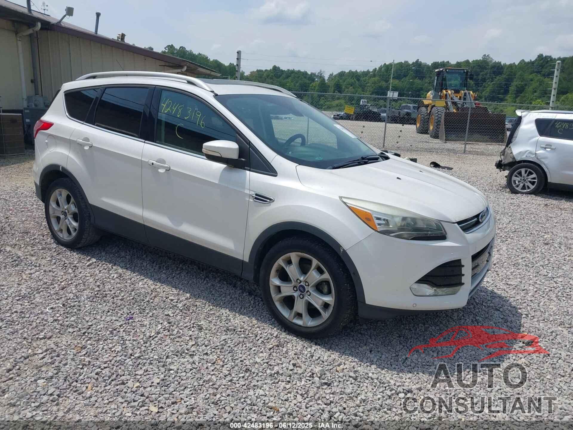 FORD ESCAPE 2015 - 1FMCU0JX2FUC03241