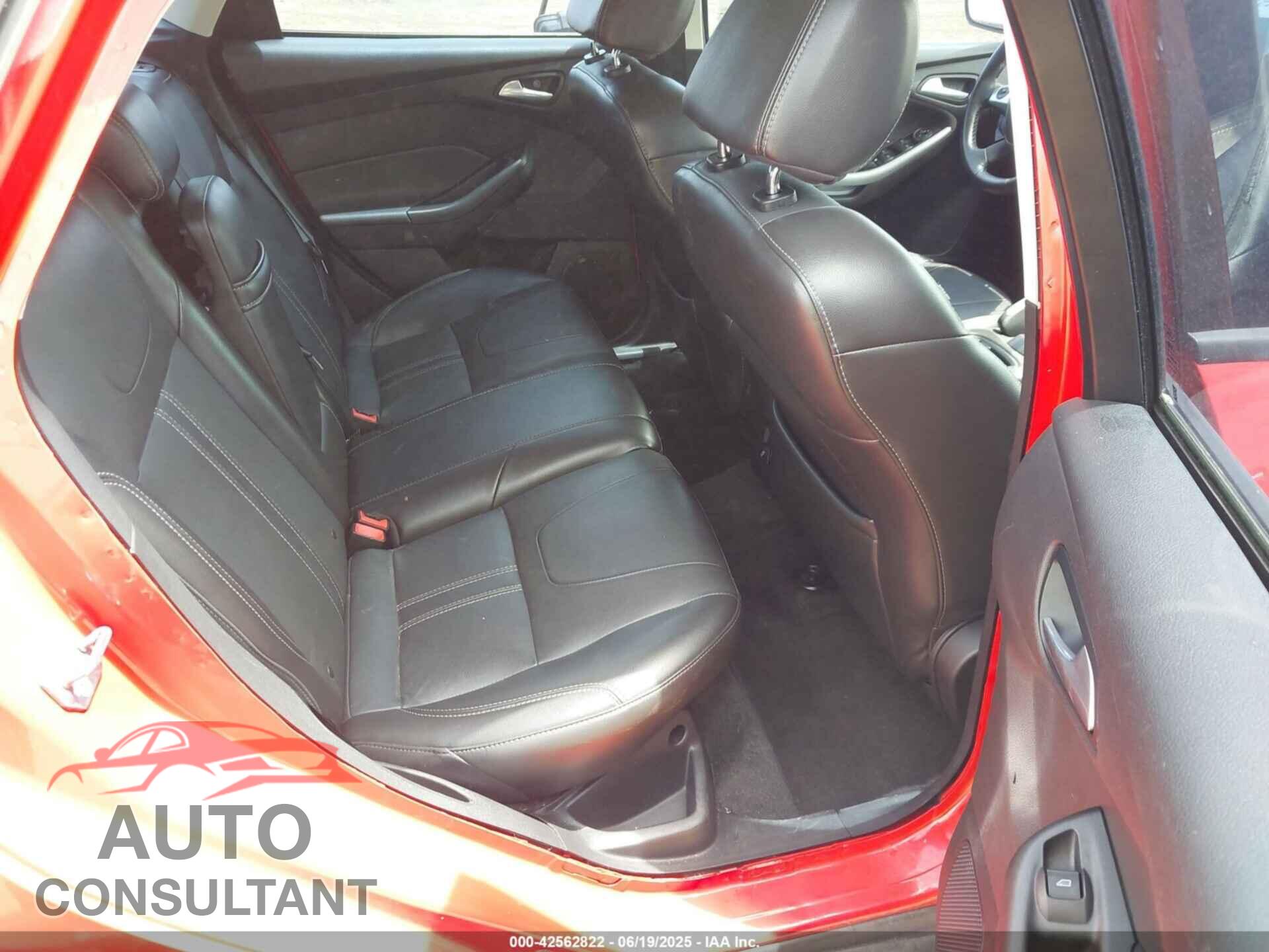 FORD FOCUS 2013 - 1FADP3K29DL184541