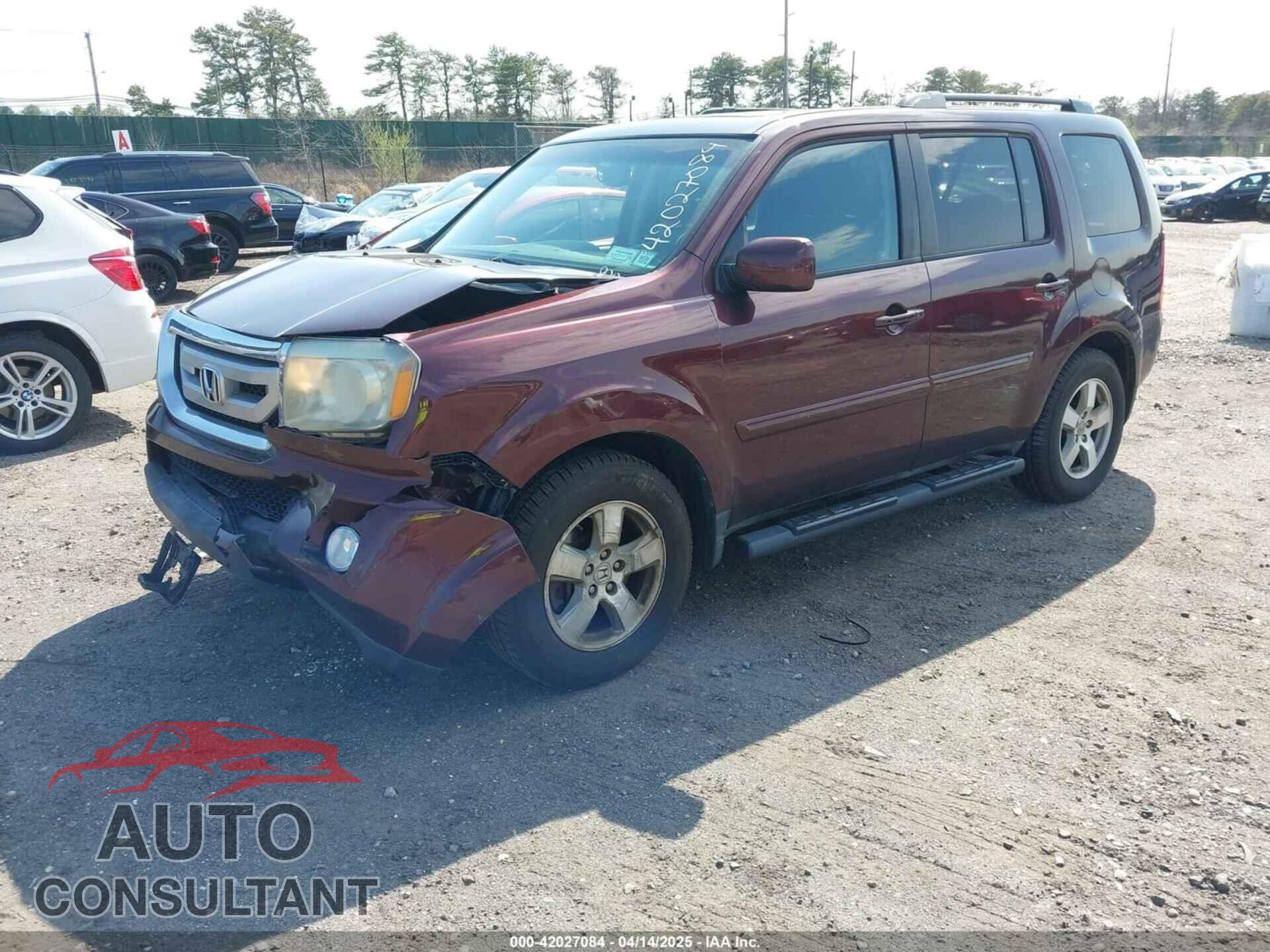 HONDA PILOT 2011 - 5FNYF4H58BB060797