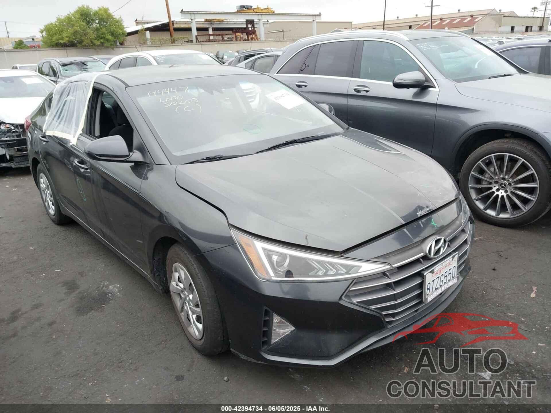 HYUNDAI ELANTRA 2020 - 5NPD74LF2LH611935