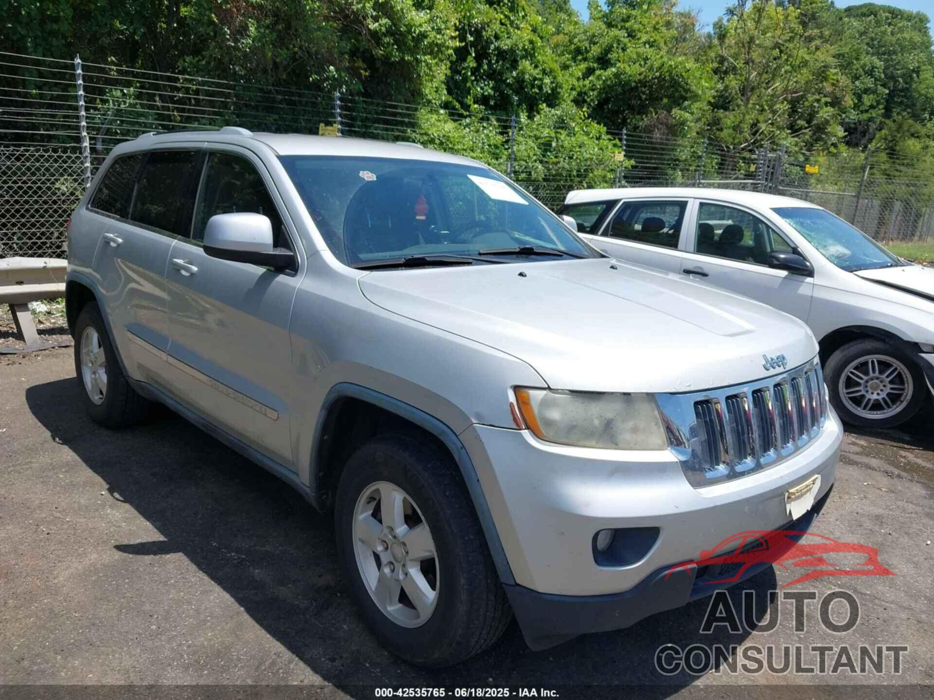 JEEP GRAND CHEROKEE 2011 - 1J4RR4GG2BC585912