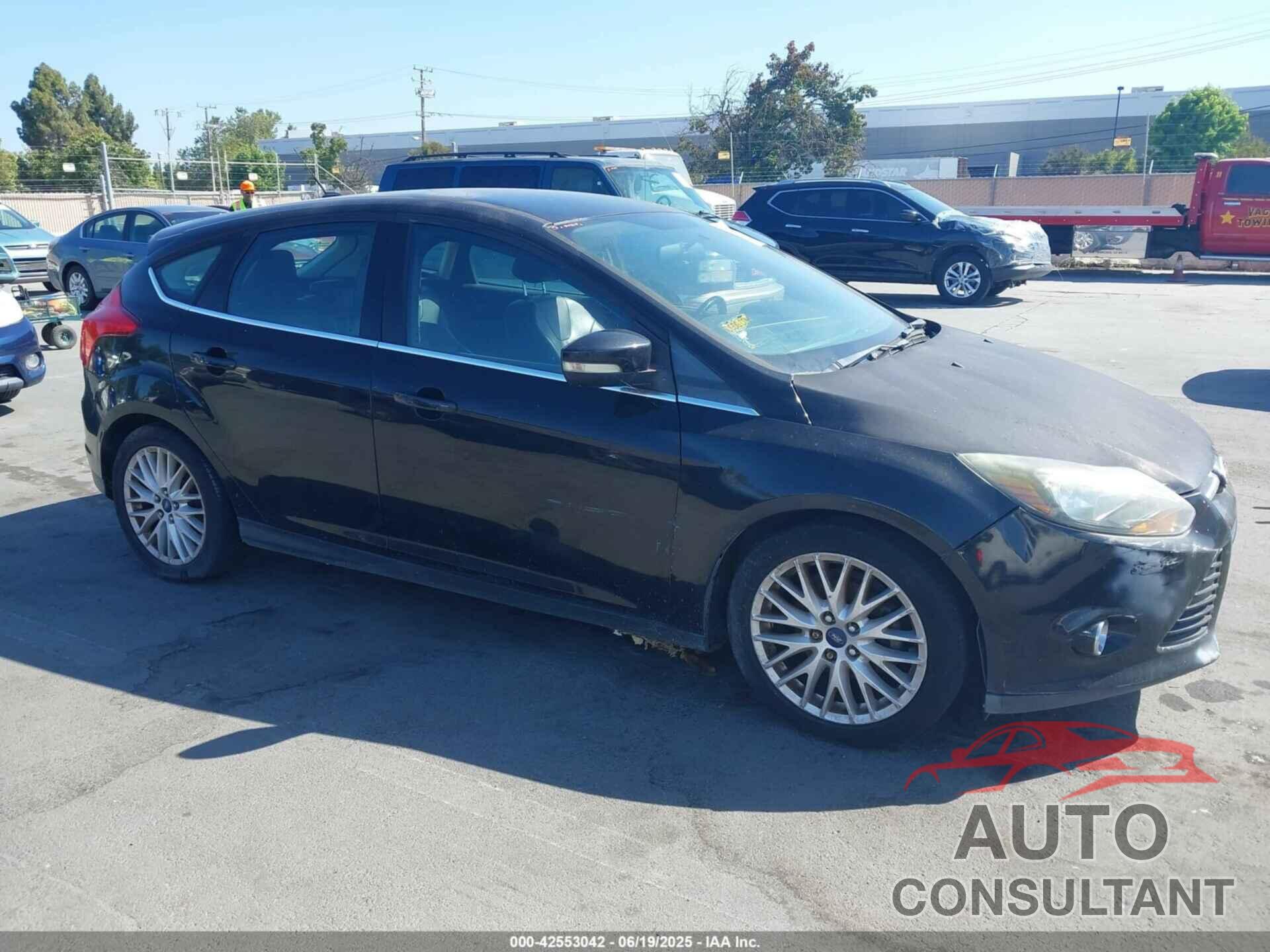 FORD FOCUS 2013 - 1FADP3N27DL301593