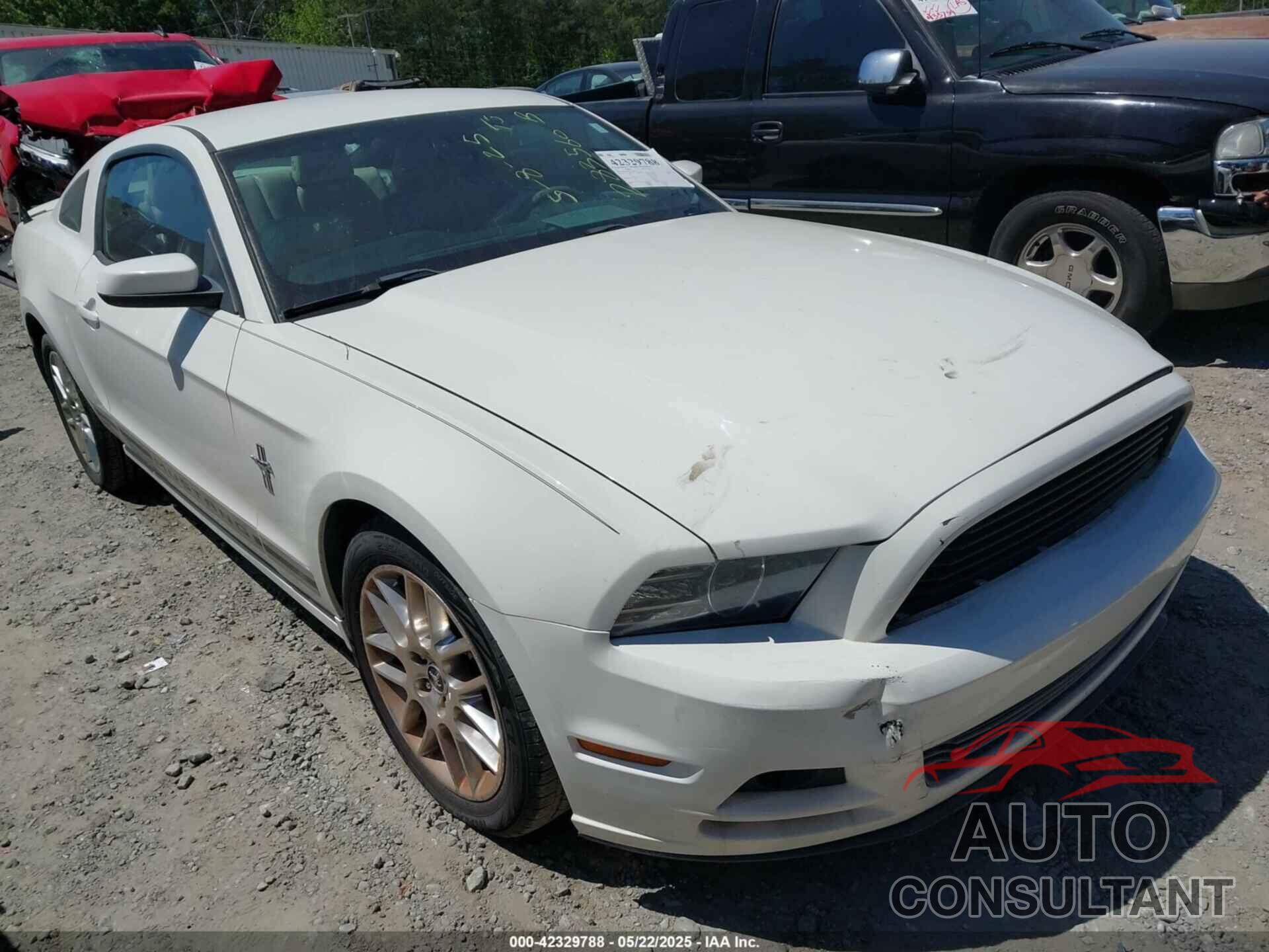 FORD MUSTANG 2013 - 1ZVBP8AM0D5283560