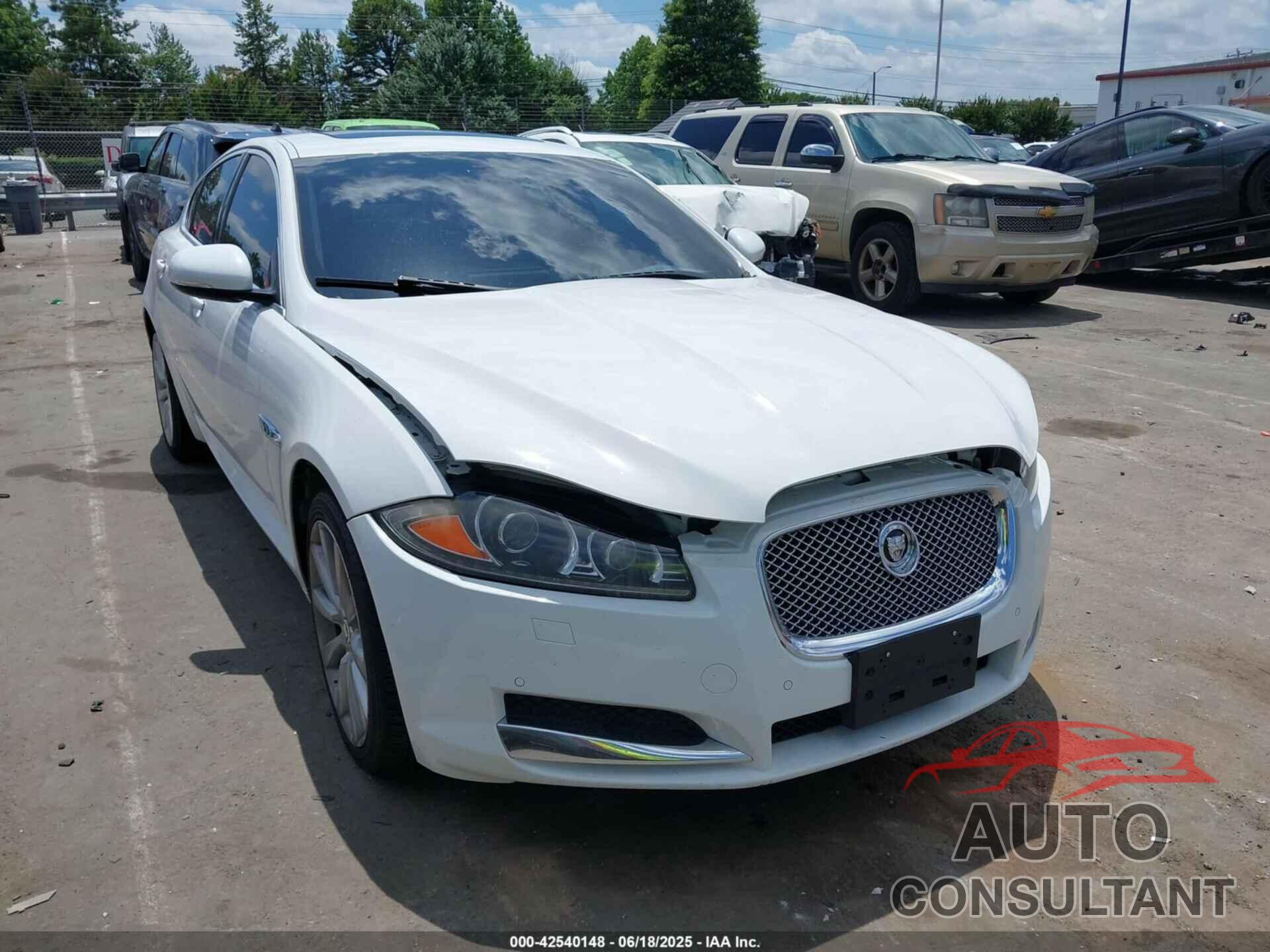 JAGUAR XF 2013 - SAJWJ0EF4D8S83208