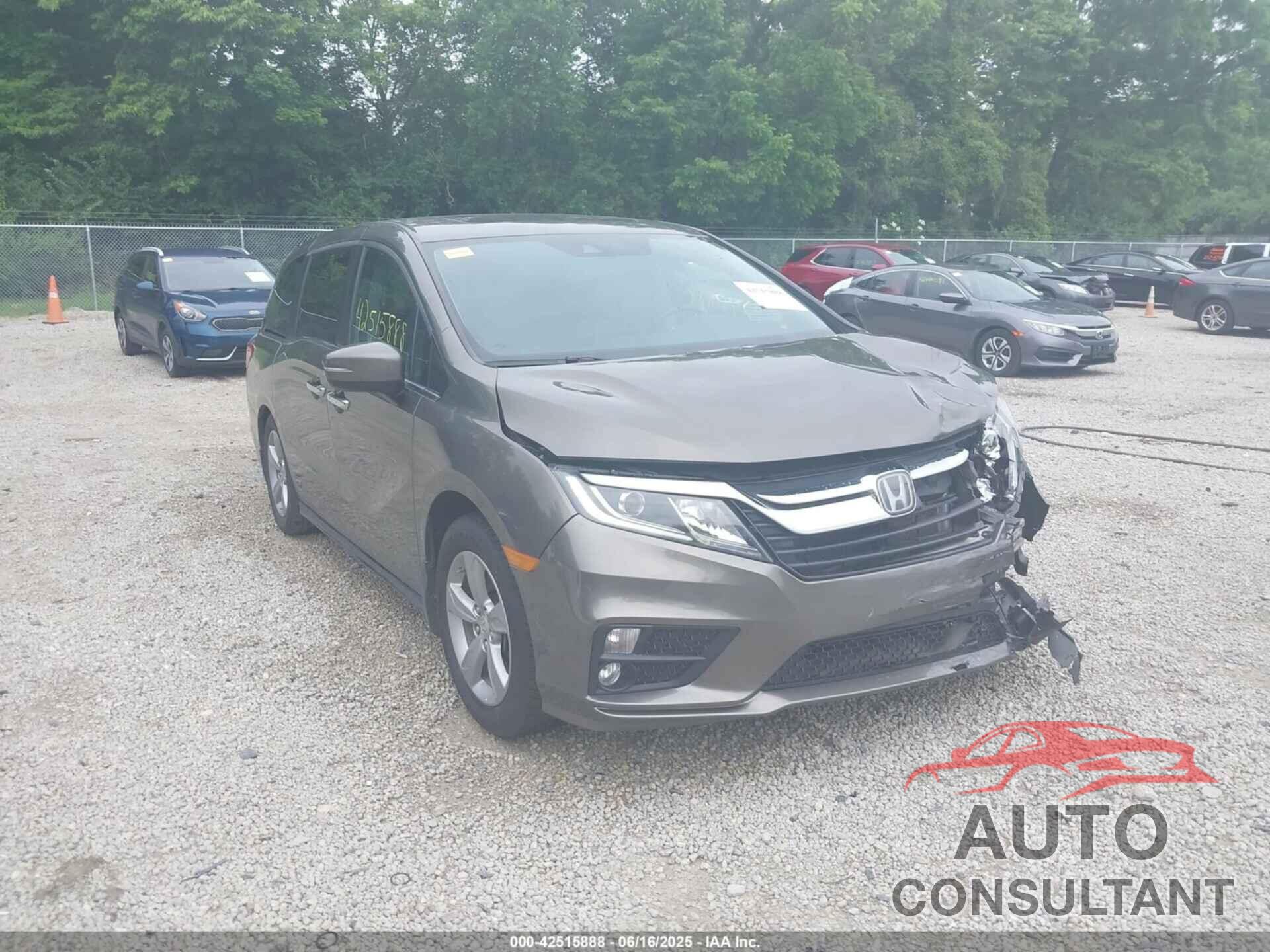 HONDA ODYSSEY 2018 - 5FNRL6H72JB081069