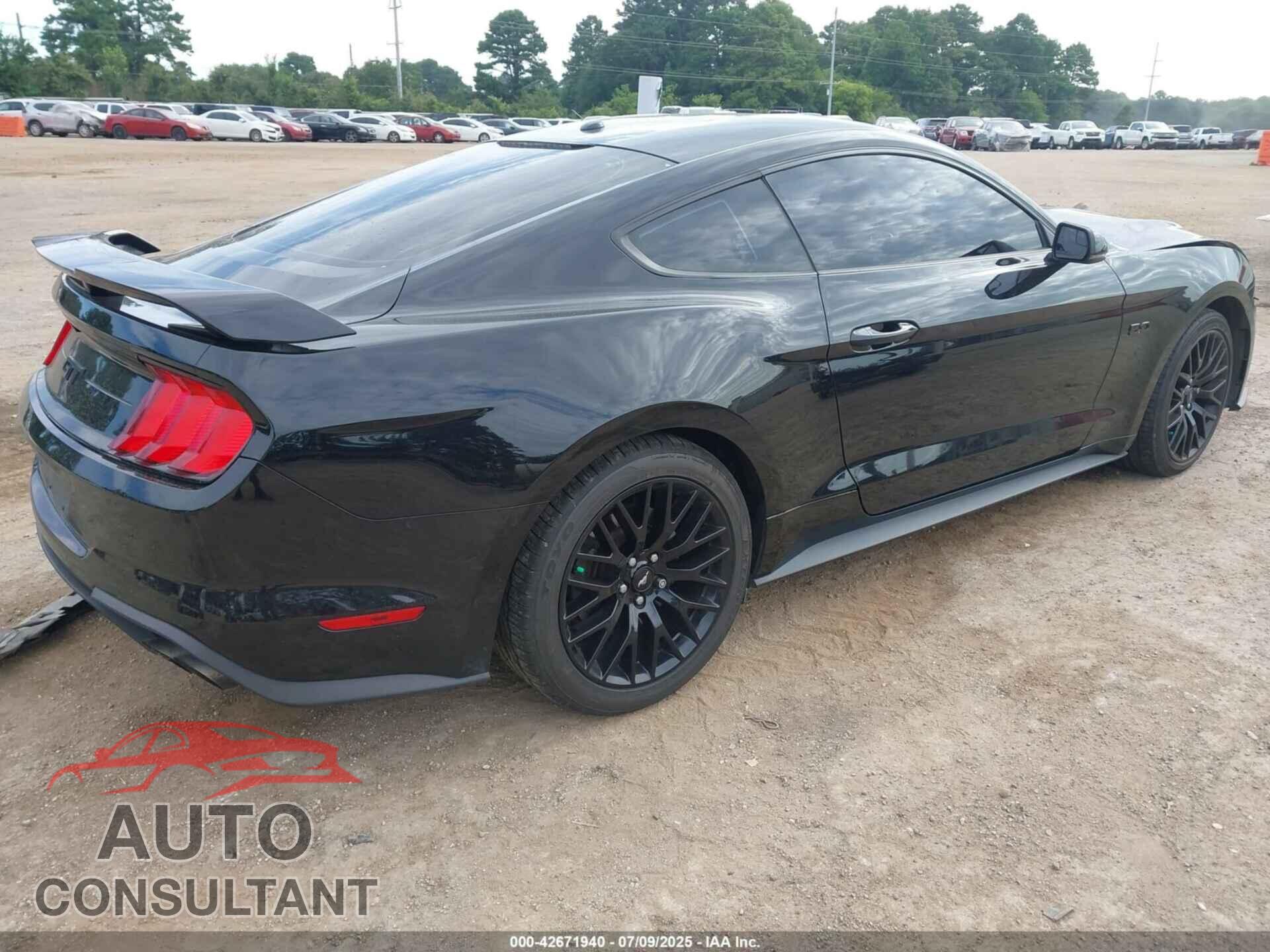 FORD MUSTANG 2018 - 1FA6P8CFXJ5108382