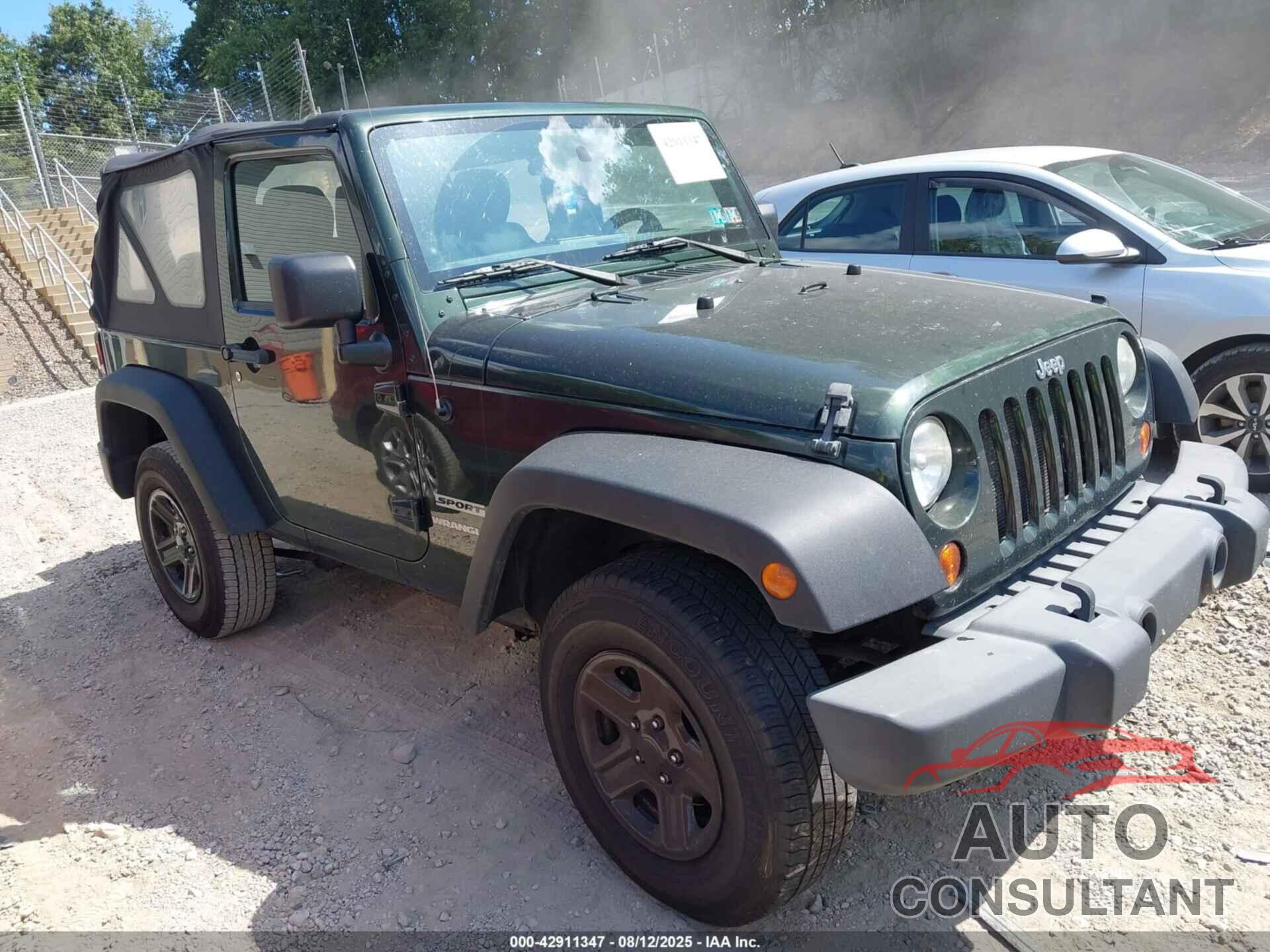 JEEP WRANGLER 2011 - 1J4AA2D17BL611252
