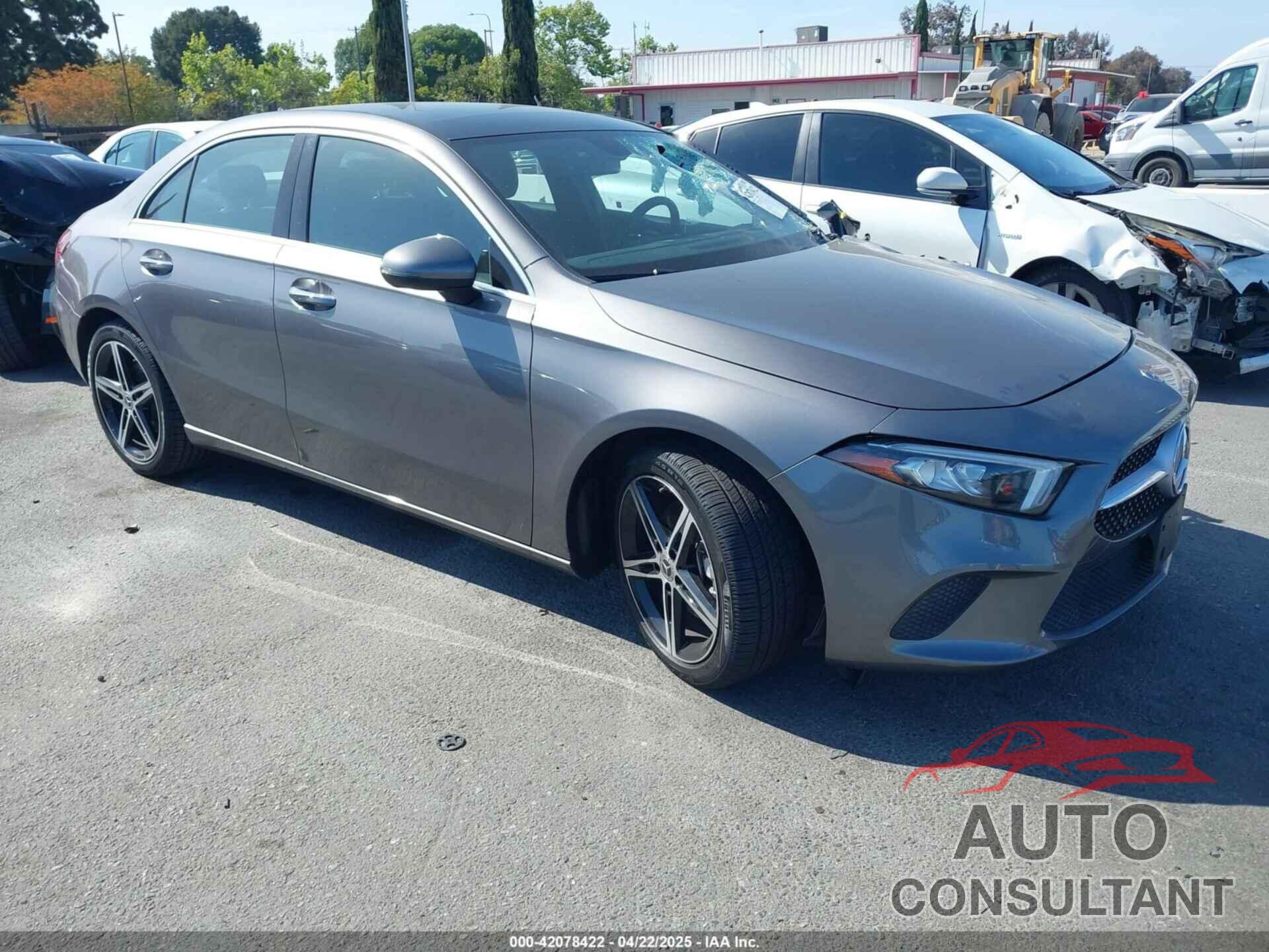 MERCEDES-BENZ A 220 2022 - W1K3G4EB7NJ363798
