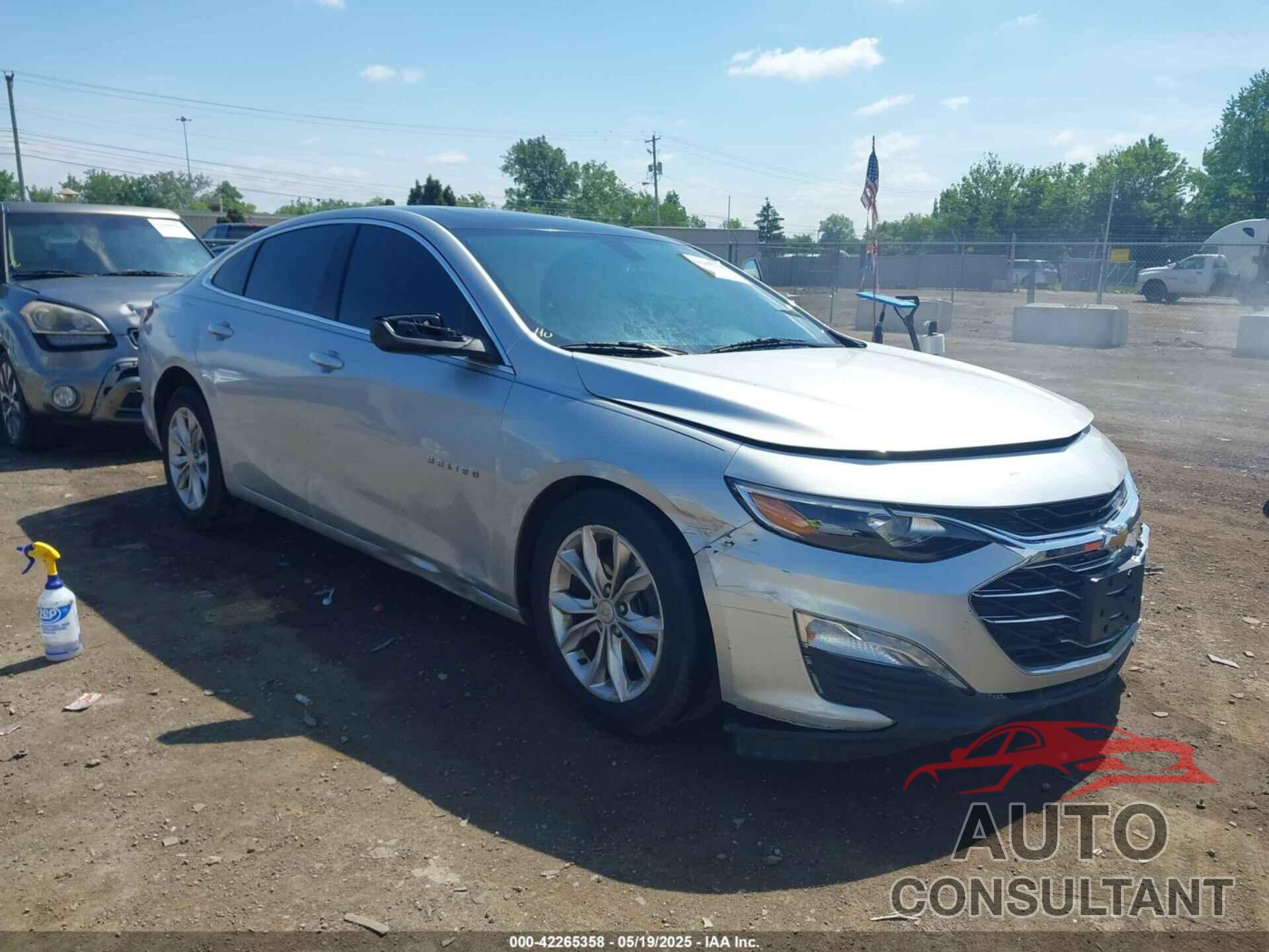 CHEVROLET MALIBU 2019 - 1G1ZD5ST0KF120020