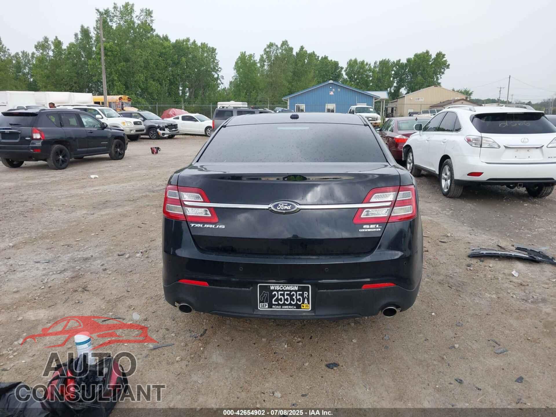 FORD TAURUS 2016 - 1FAHP2E86GG150355